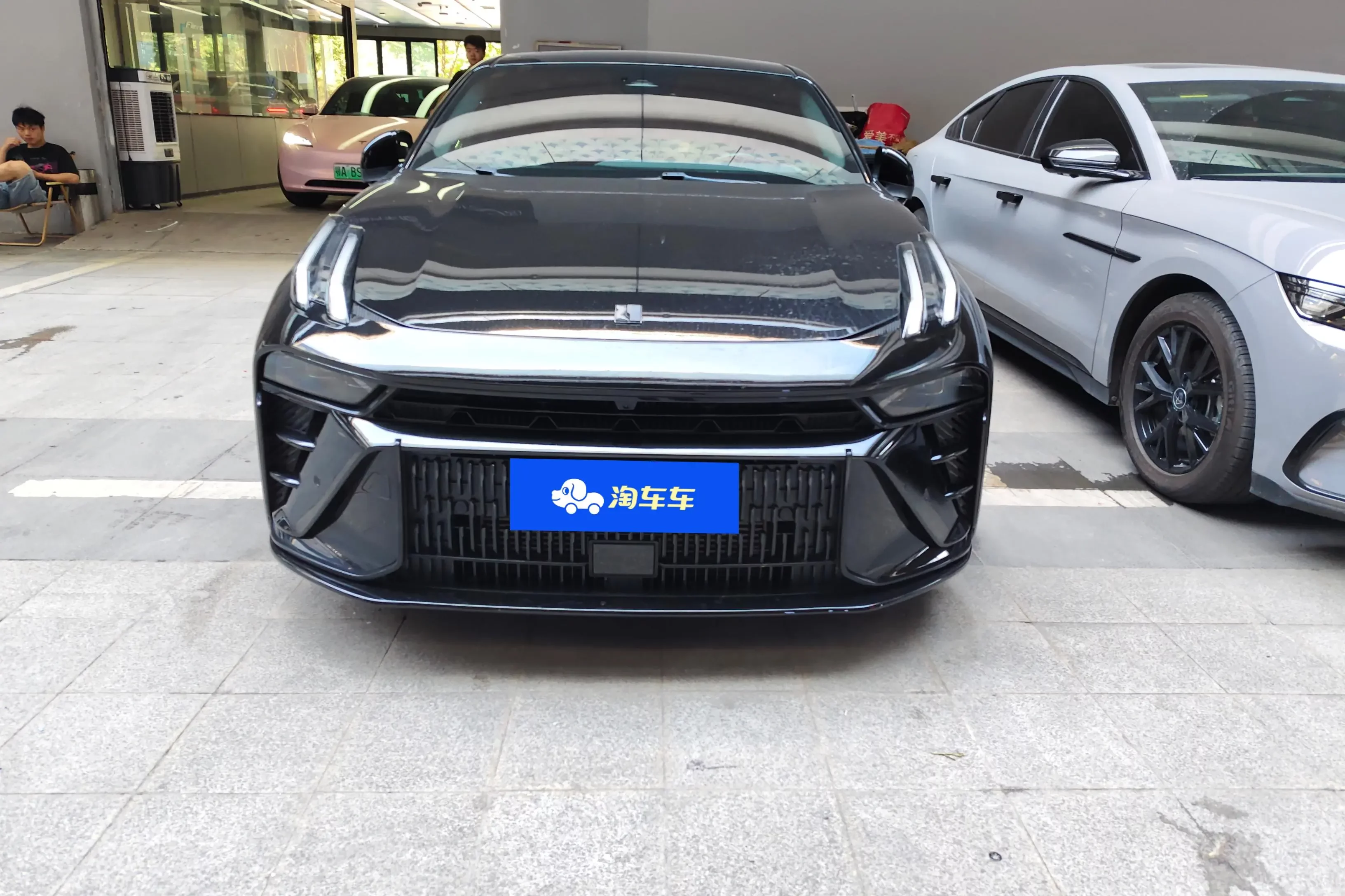 Lynk & Co 03