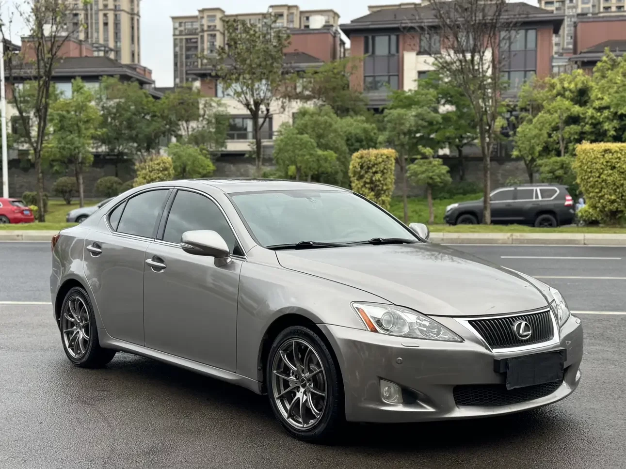 Lexus IS