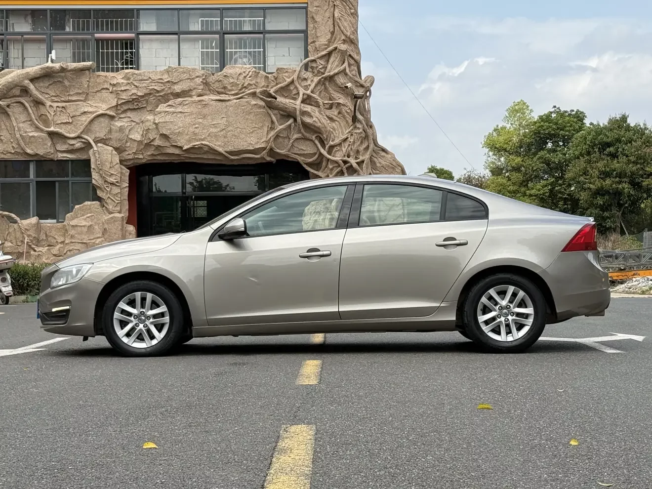 Volvo S60