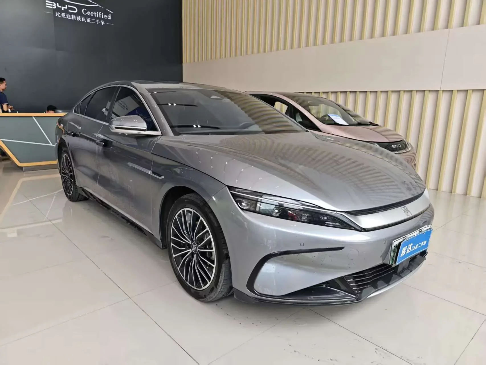 BYD Han EV
