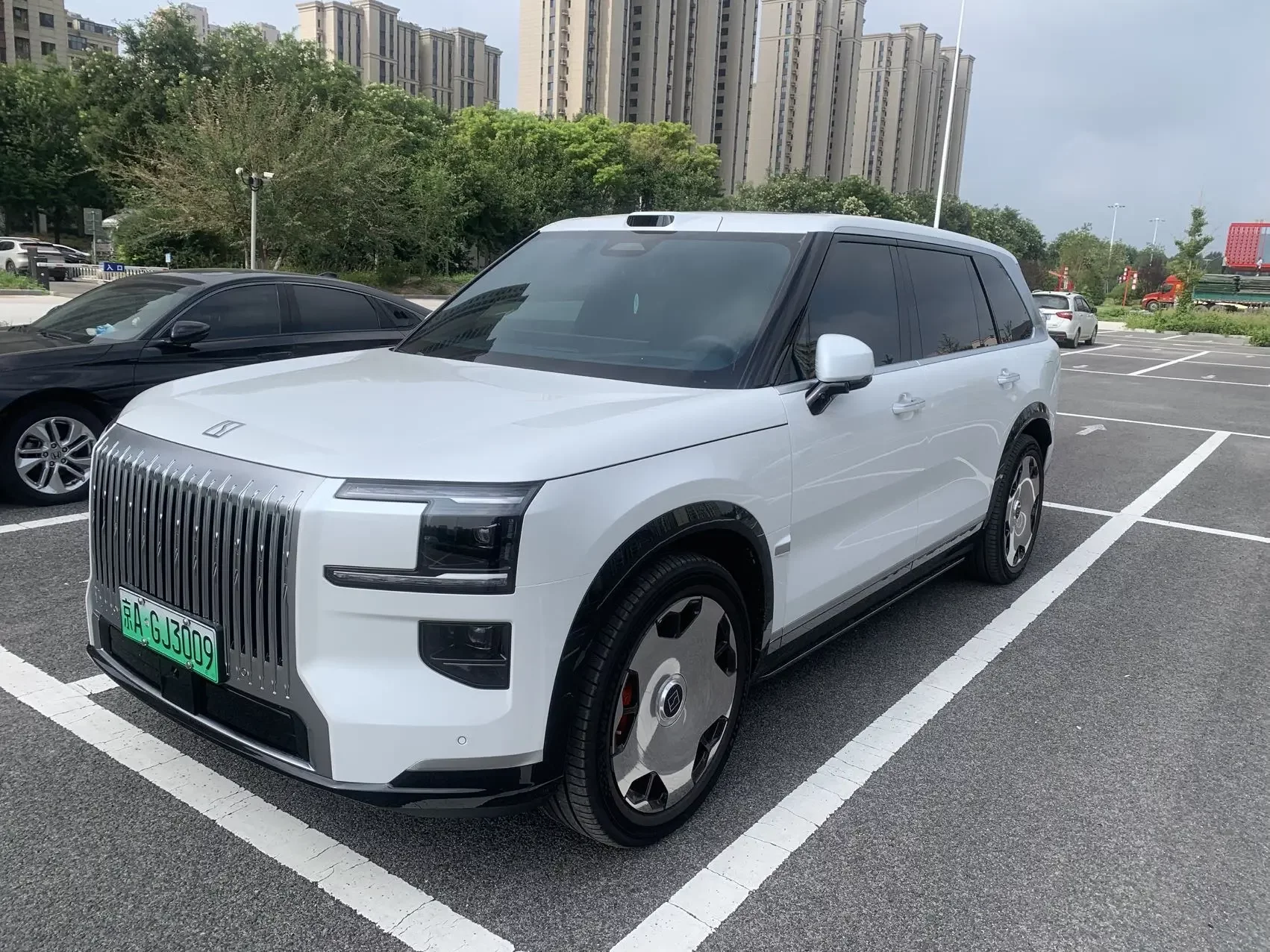 ZEEKR 9X