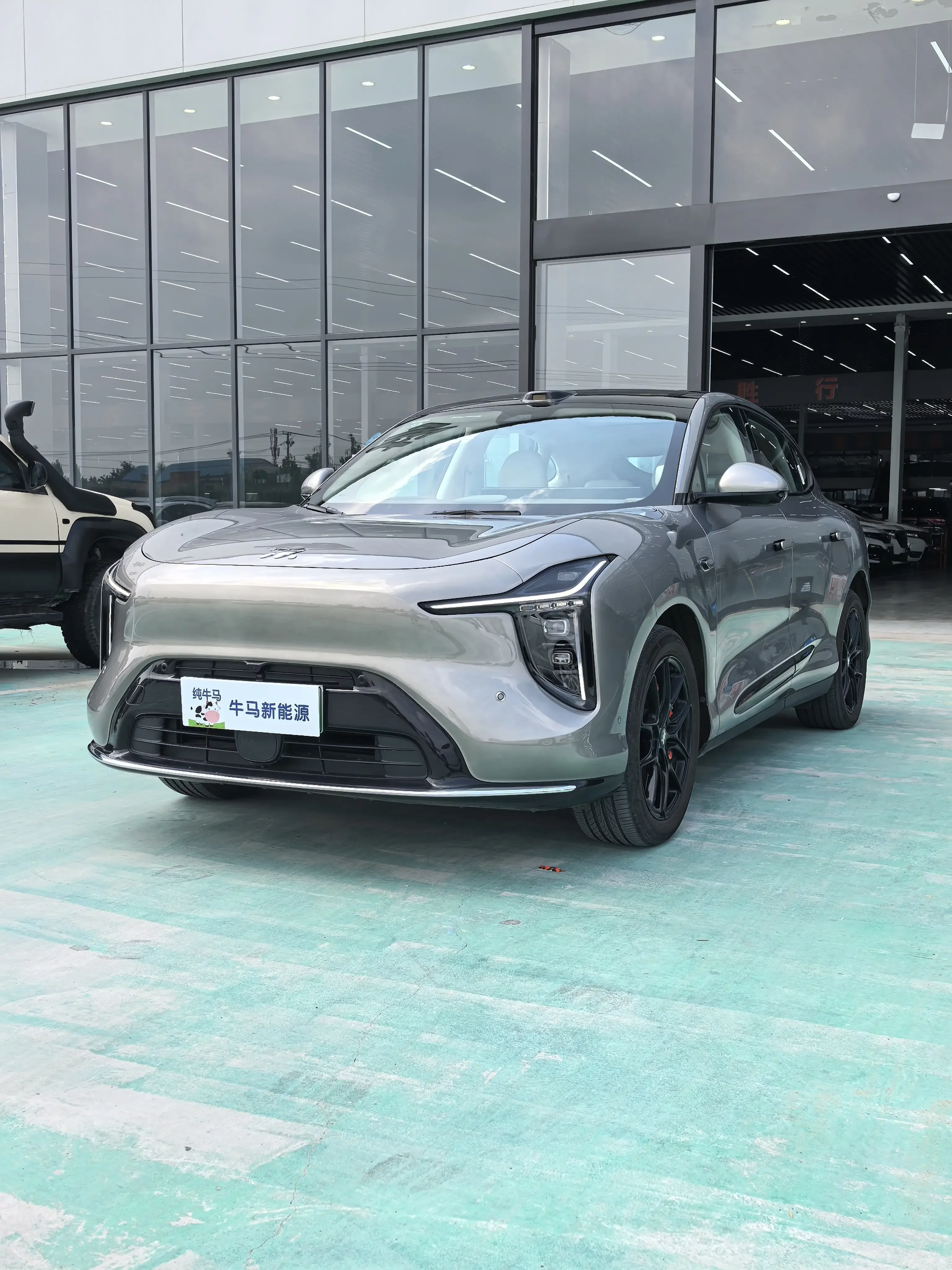 Zhiji LS6
