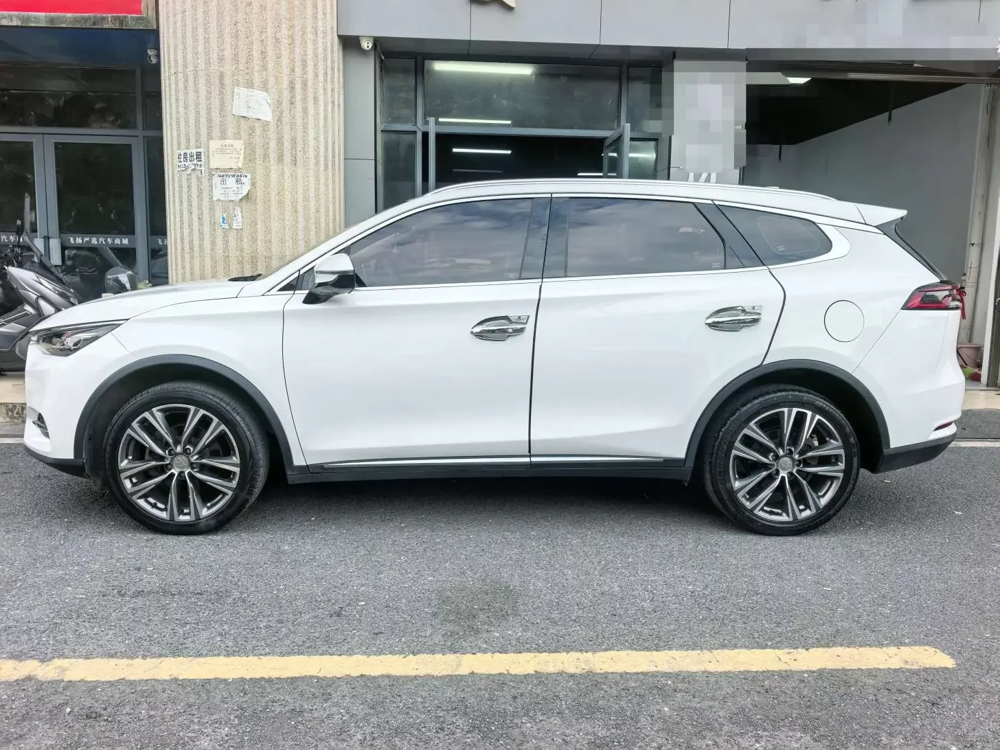 BYD Tang