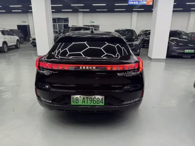 ZEEKR 001