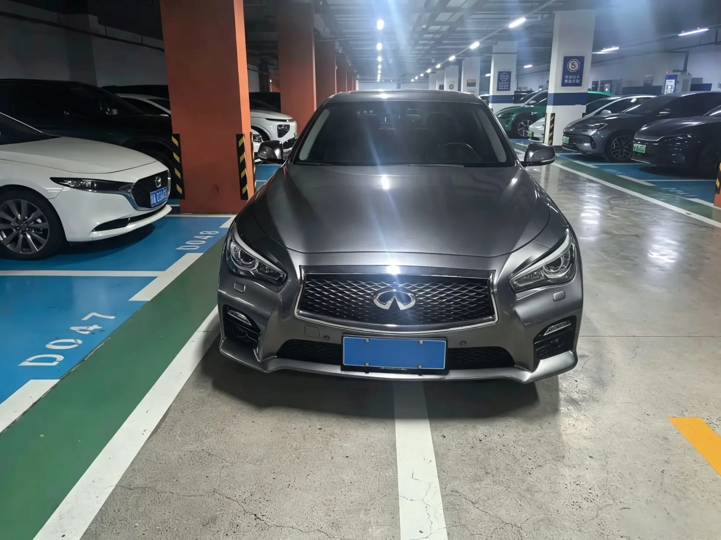 Infiniti Q50L