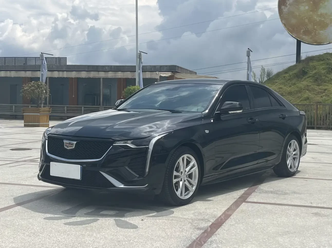 Cadillac CT4