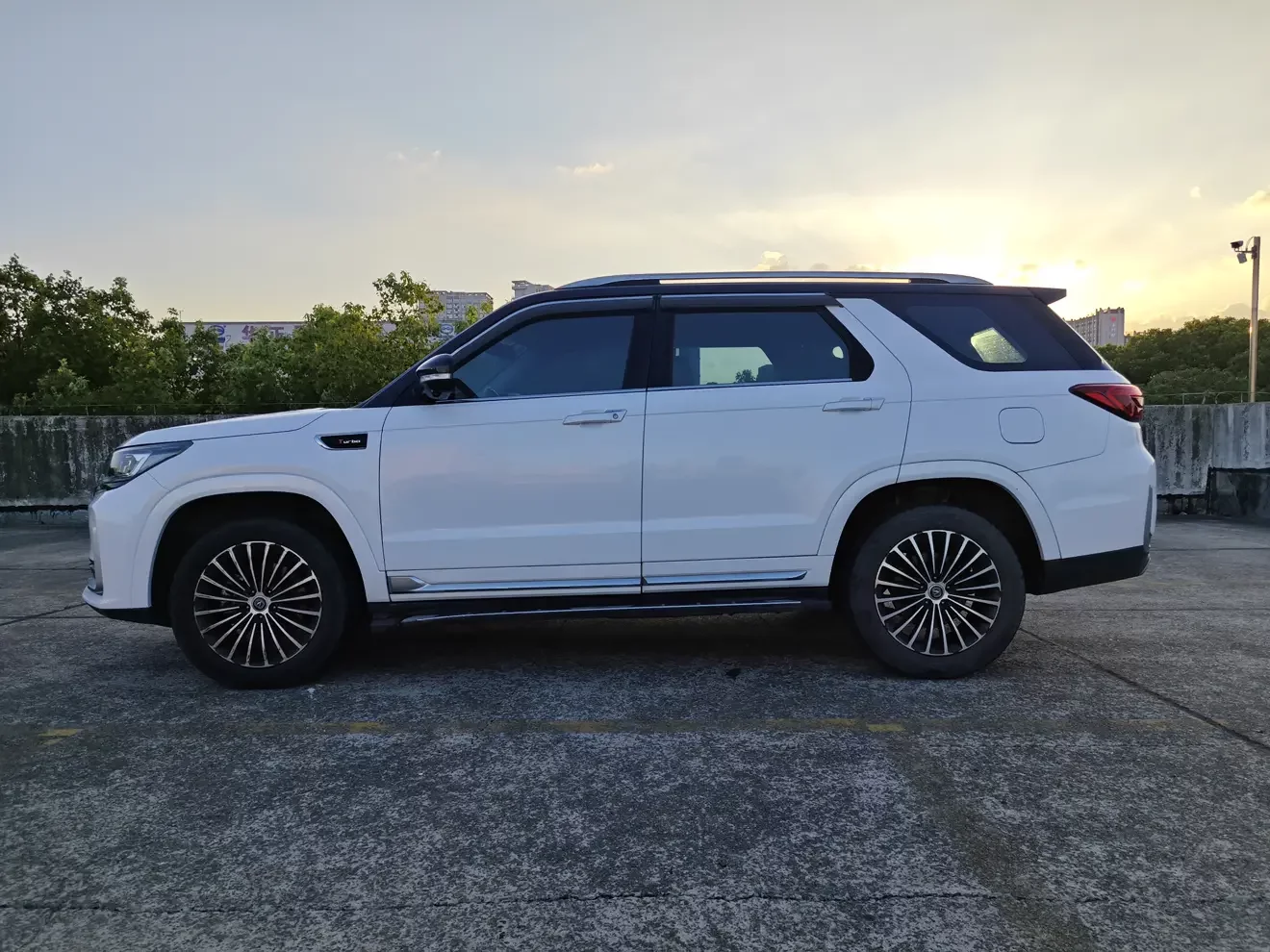 Changan CS95