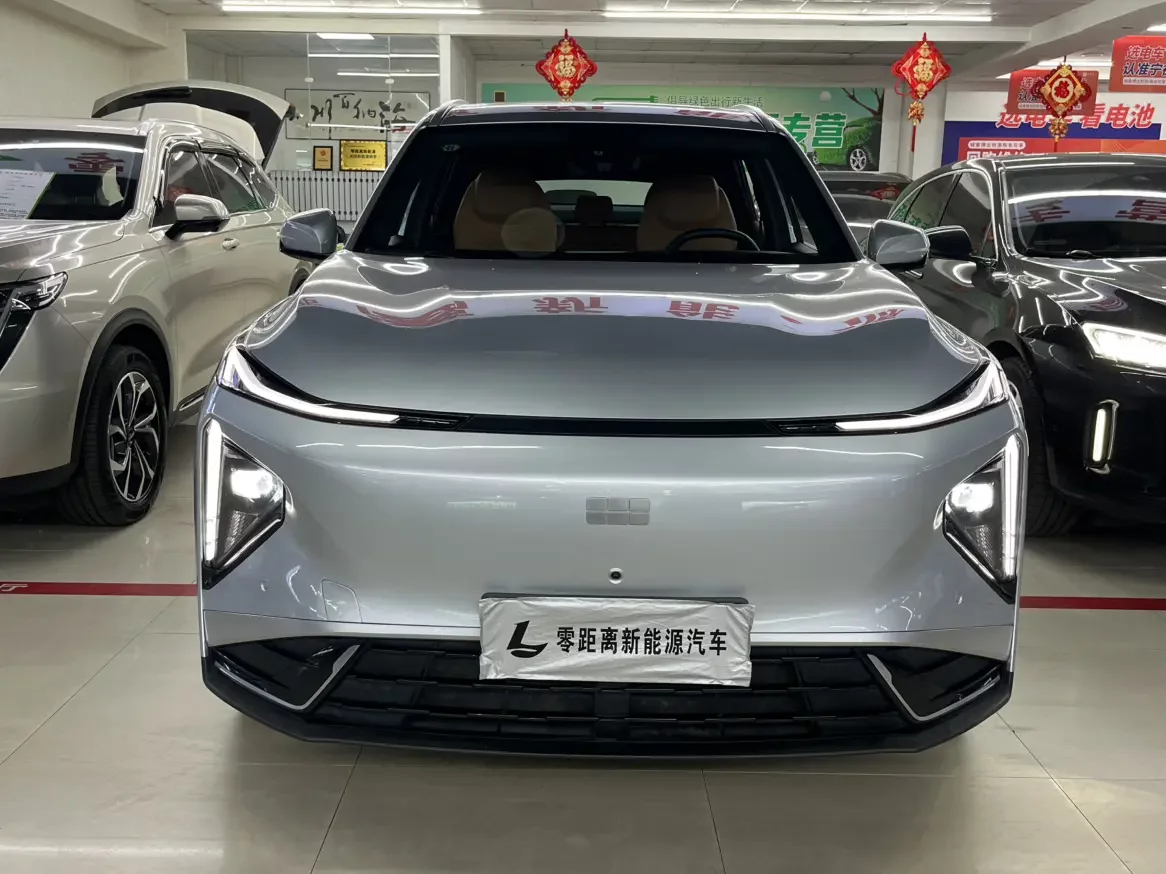 Geely Galaxy L7