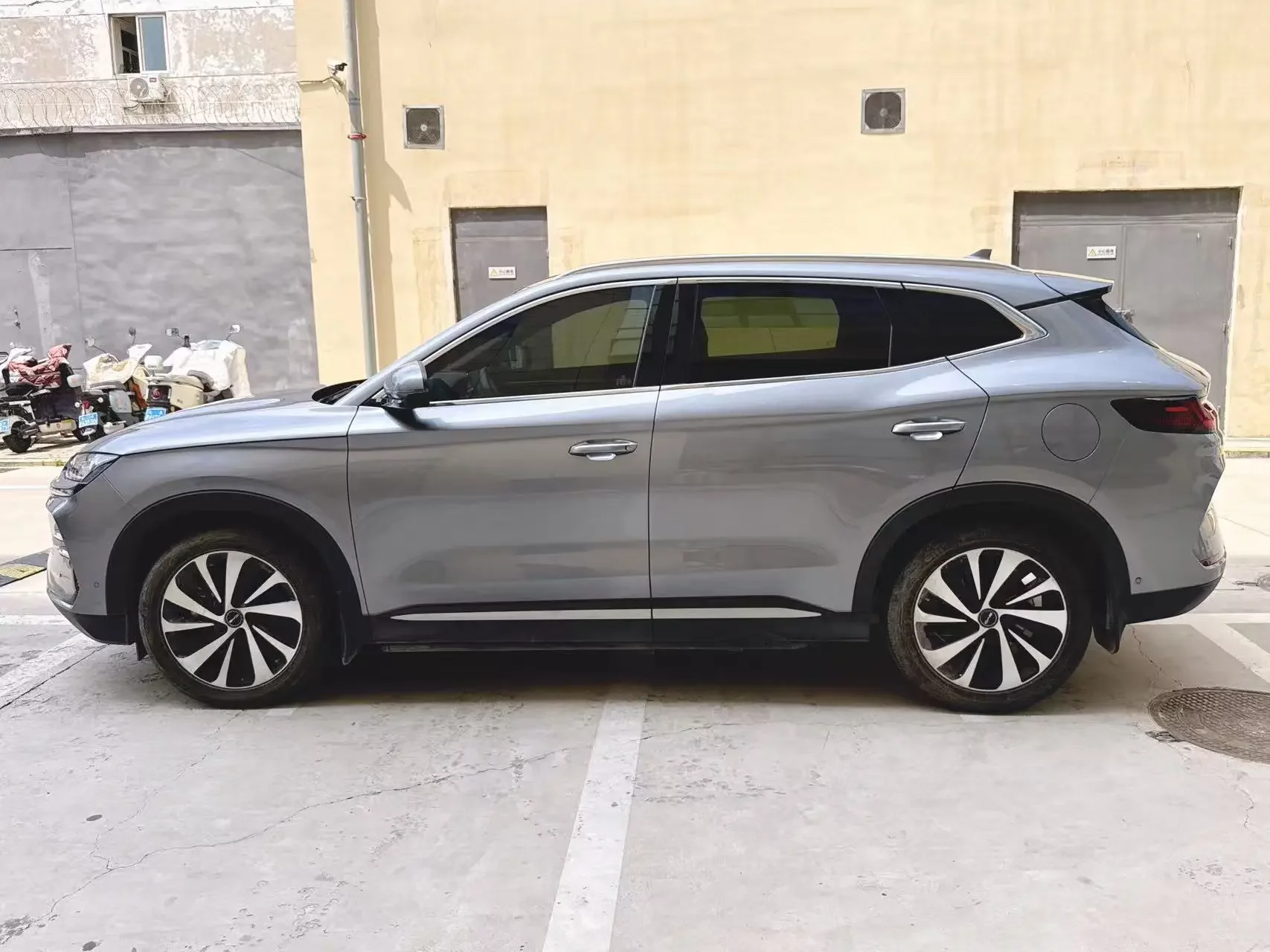 BYD Song PLUS DM