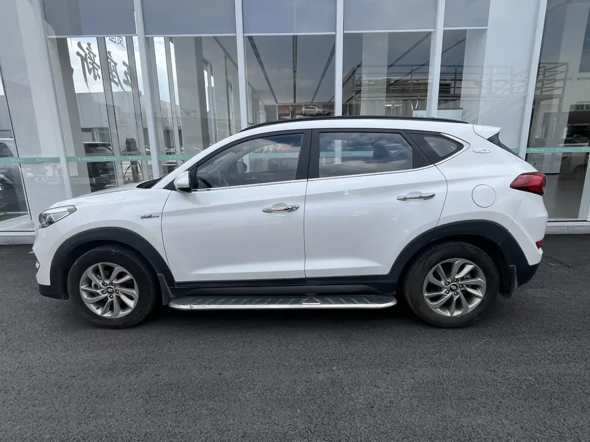 Hyundai Tucson L (Tucson)