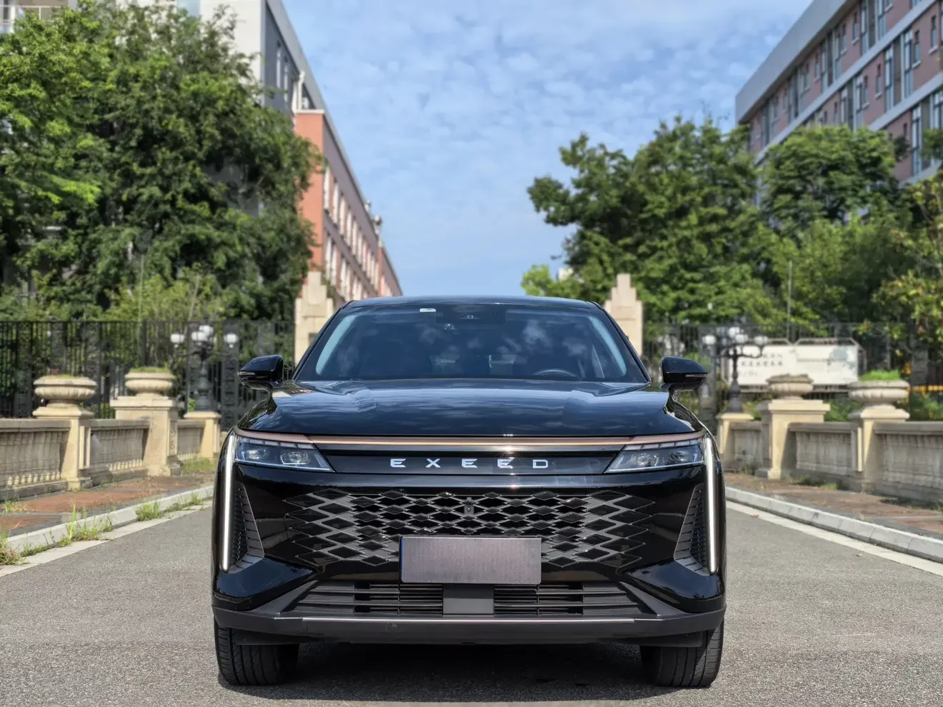 Exeed RX (star road yaoguang)