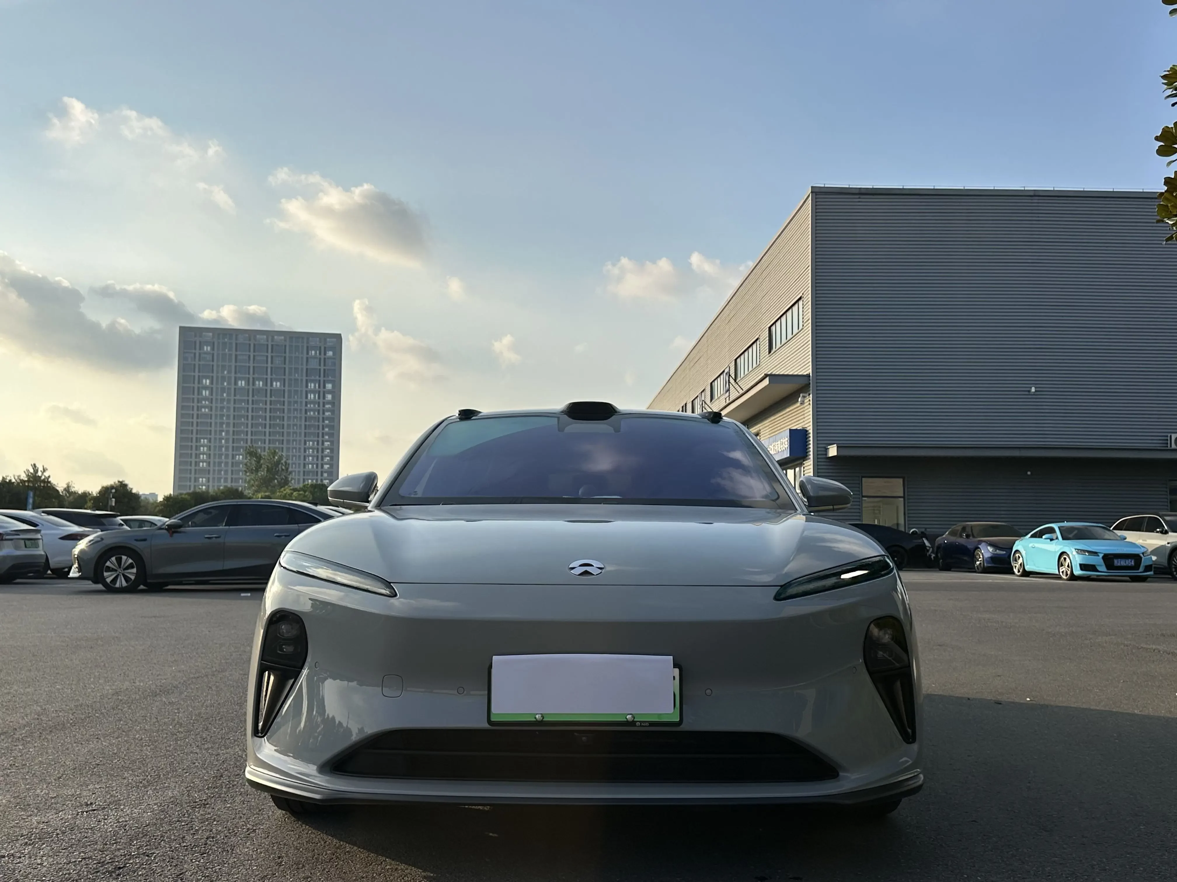 NIO ET5T
