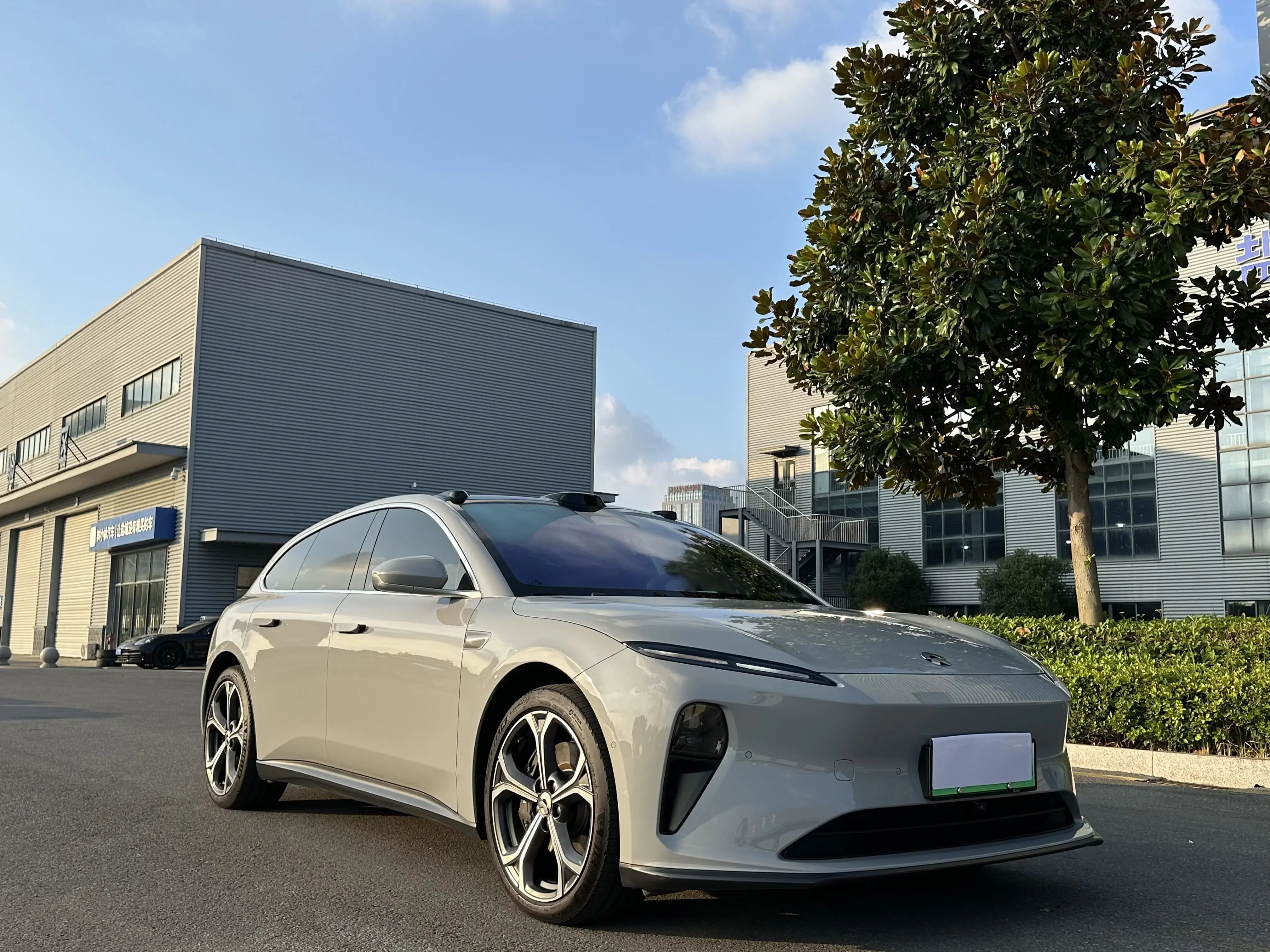 NIO ET5T