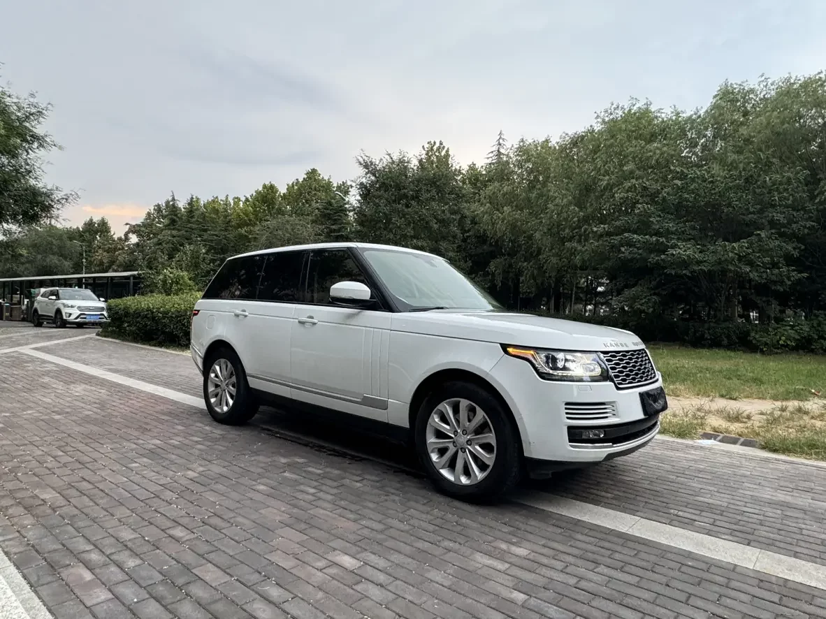 Land Rover range rover