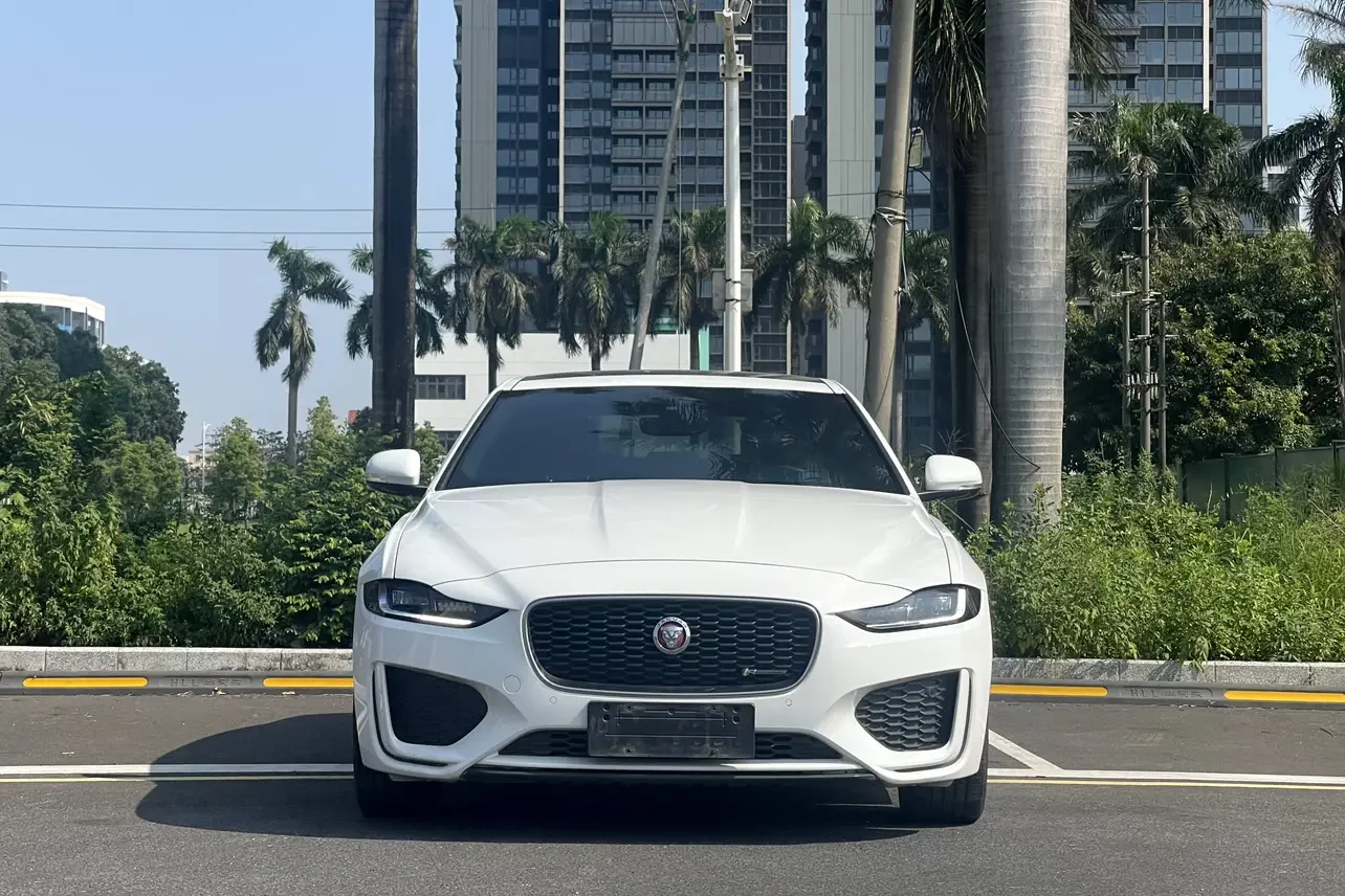 Jaguar XEL