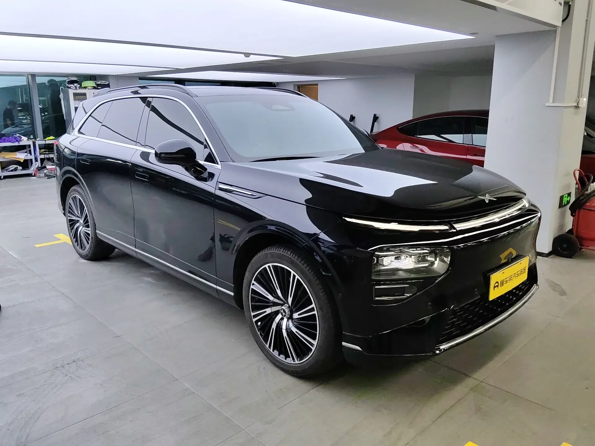 Xpeng G9