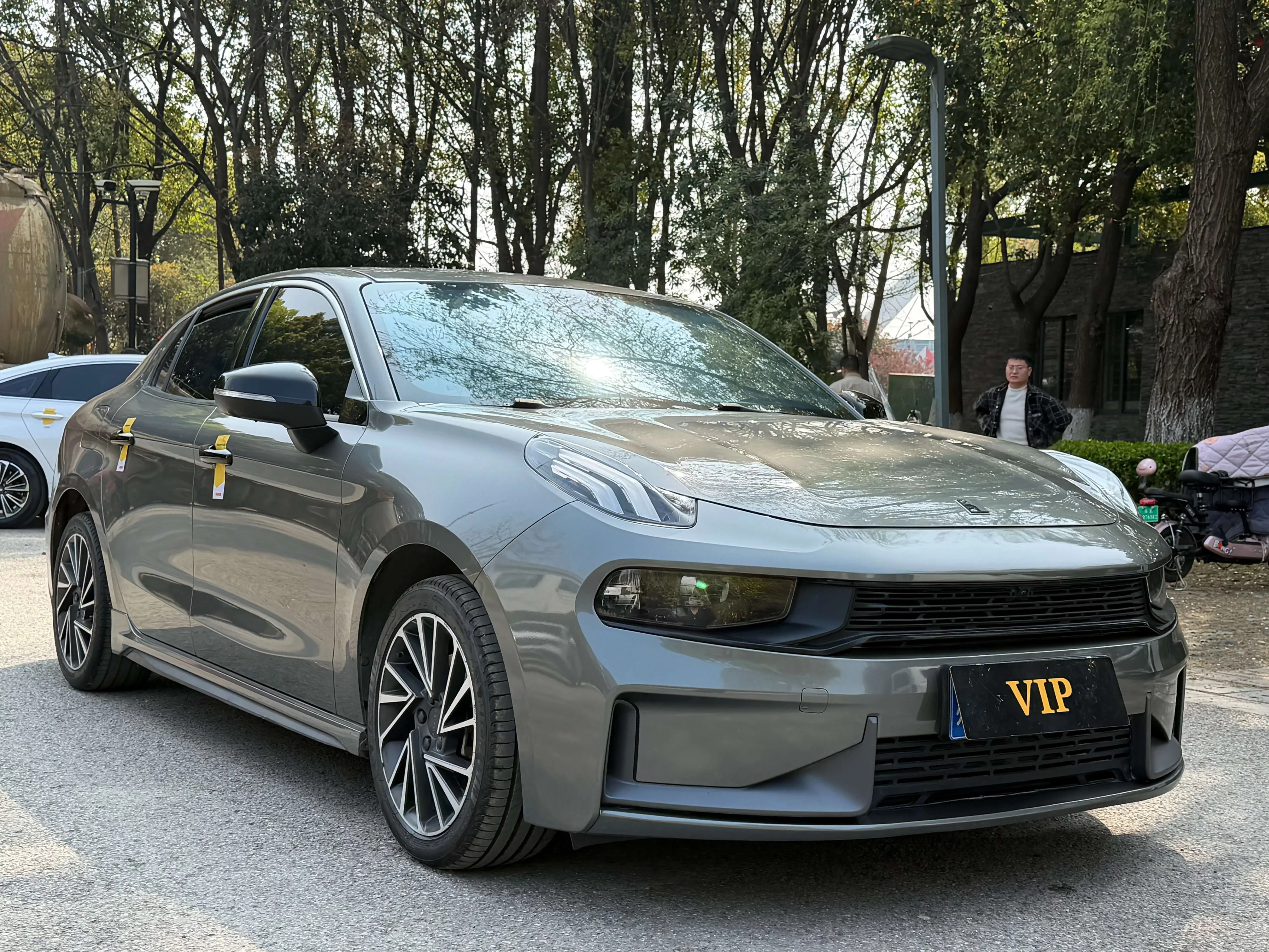 Lynk & Co 03