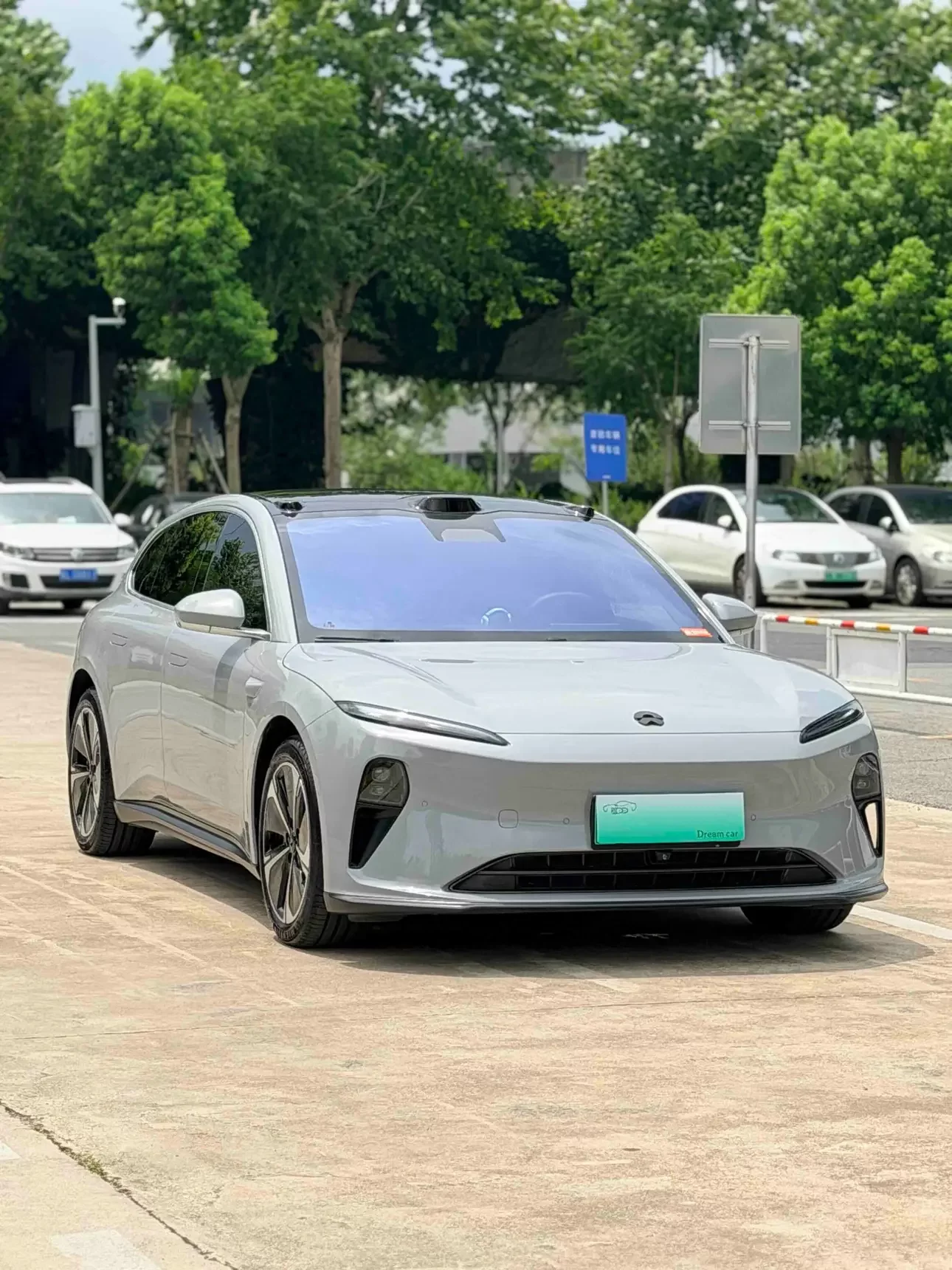 NIO ET5T