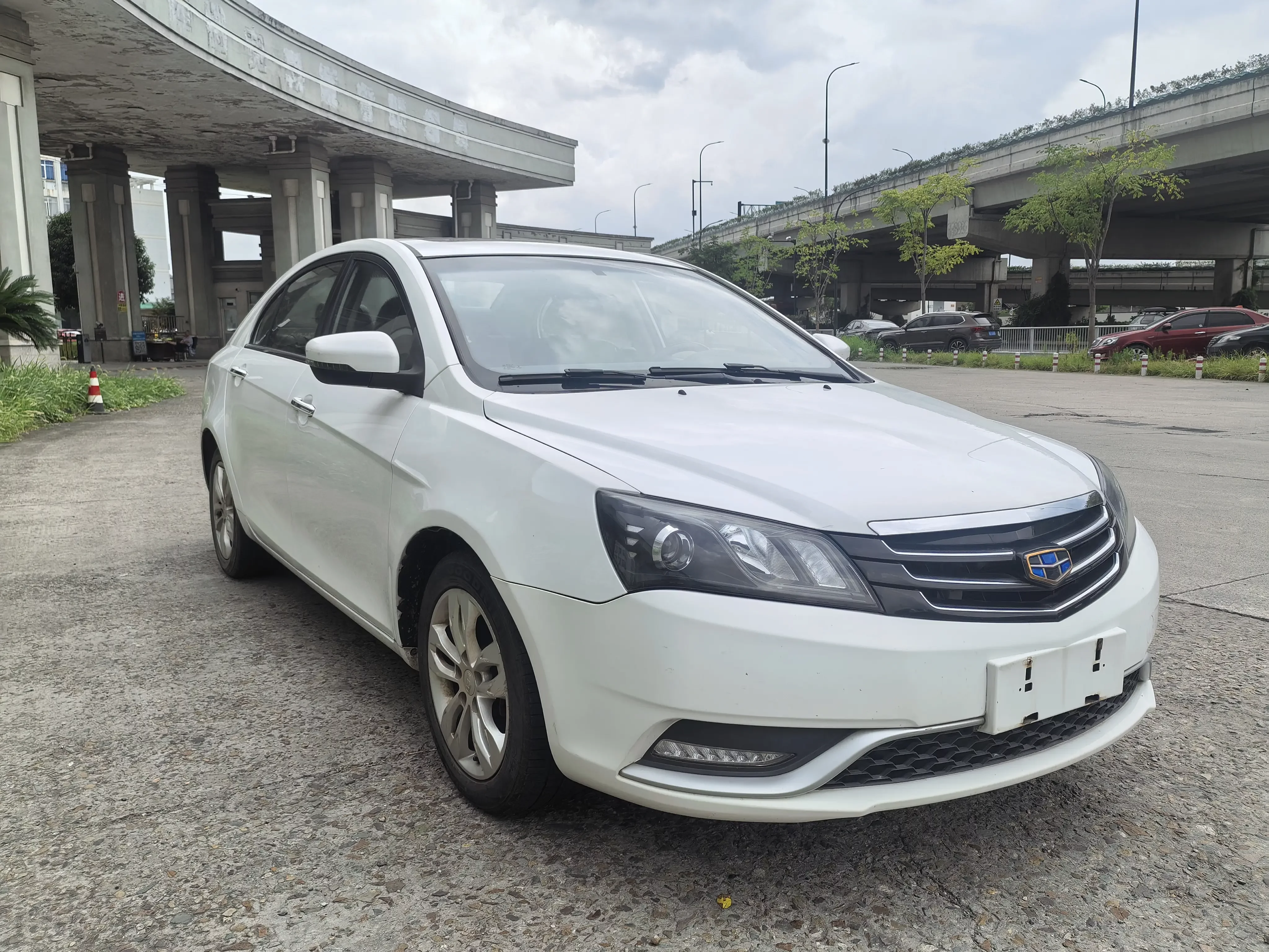 Geely emgrand