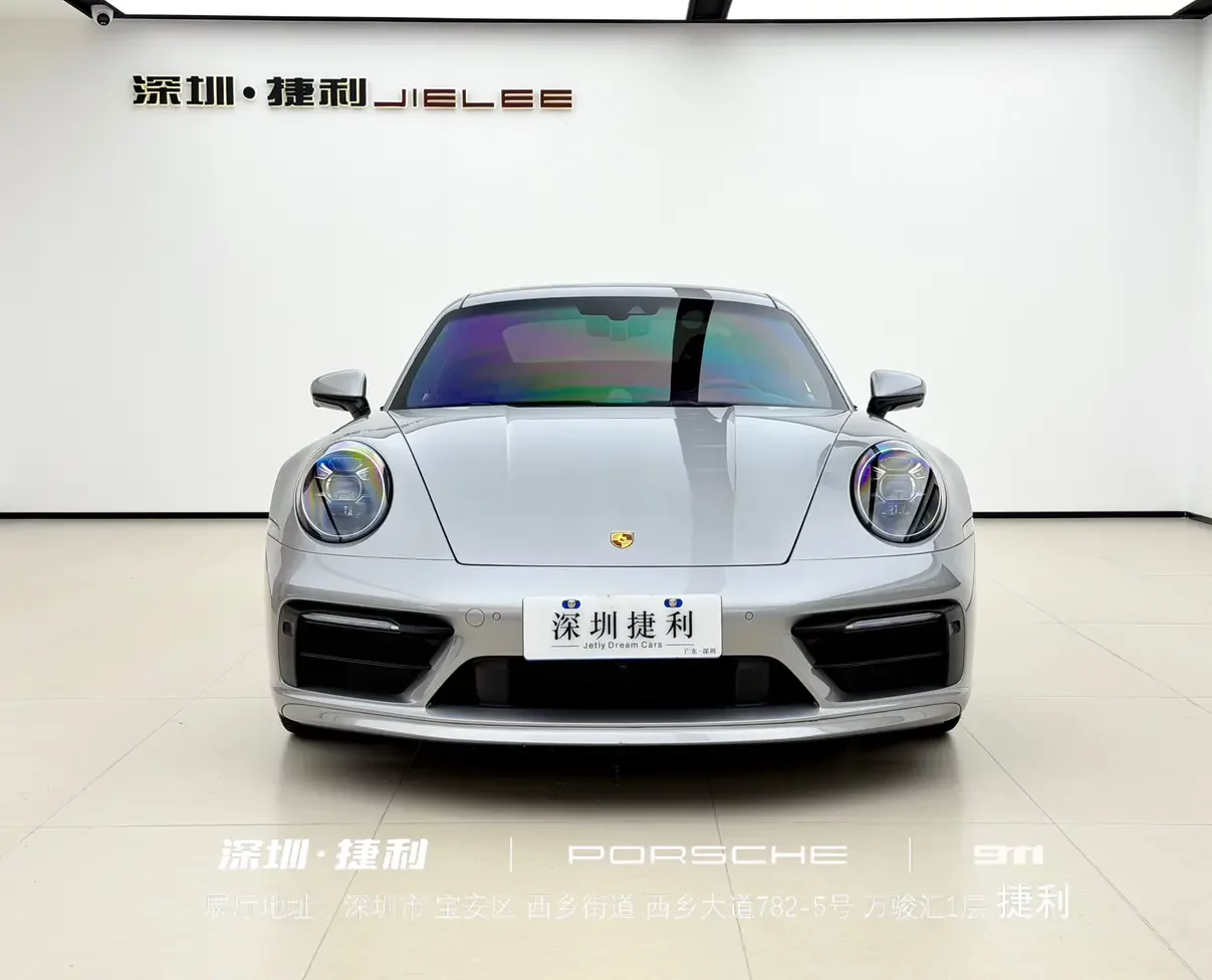 Porsche 911
