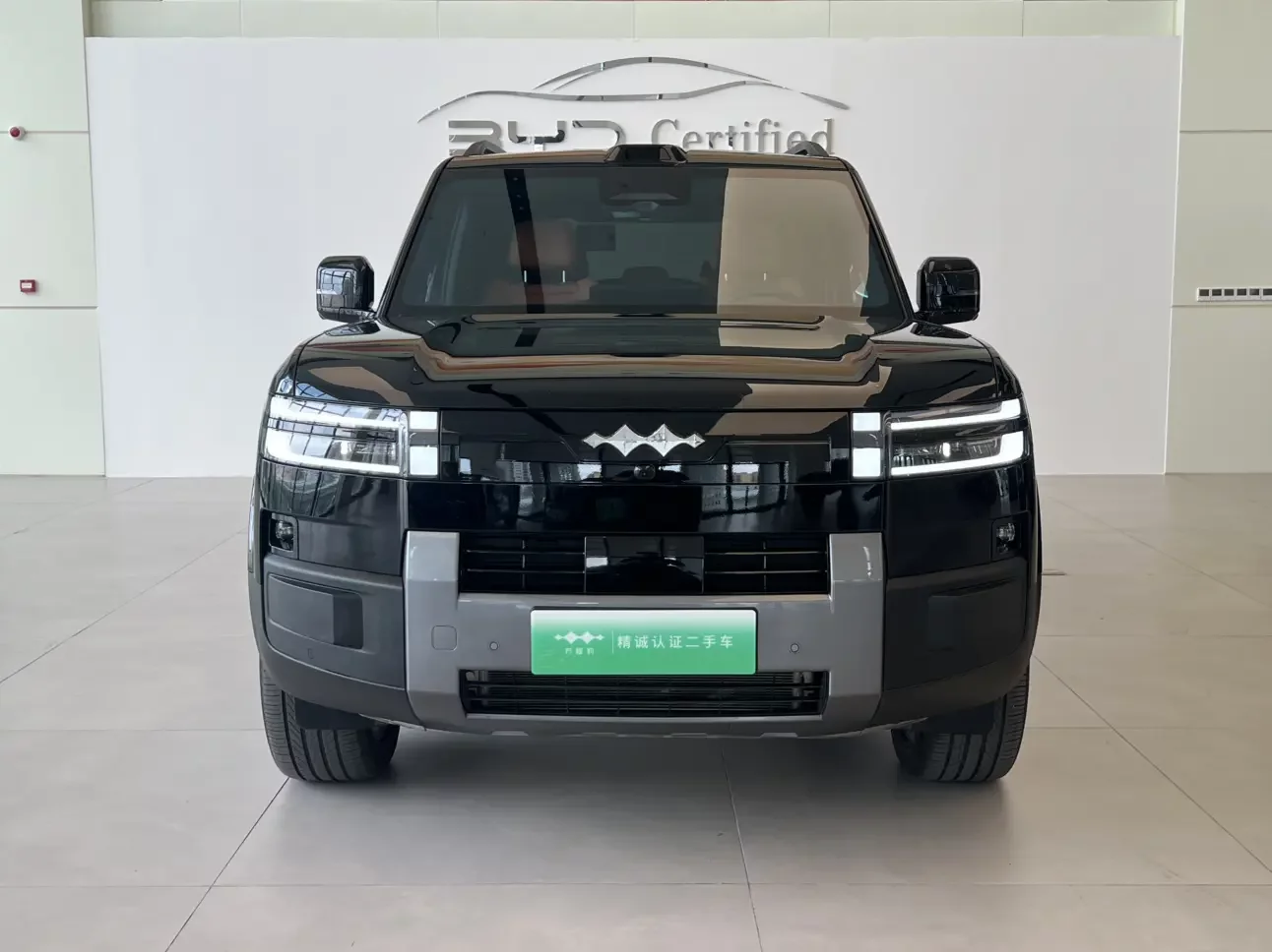 BYD Leopard Titanium 7 PHEV