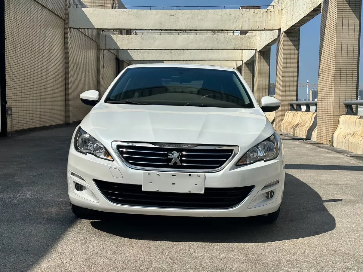 Peugeot 408