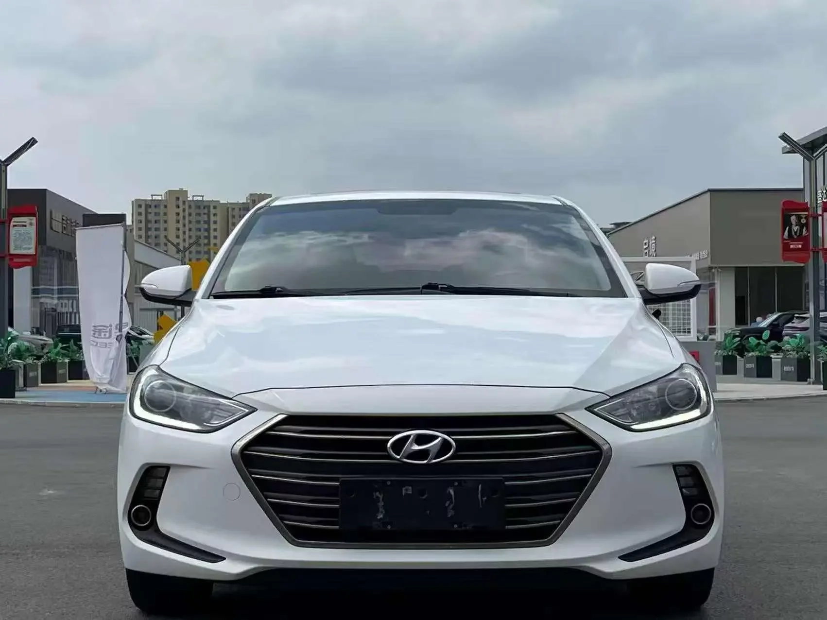 Hyundai lead