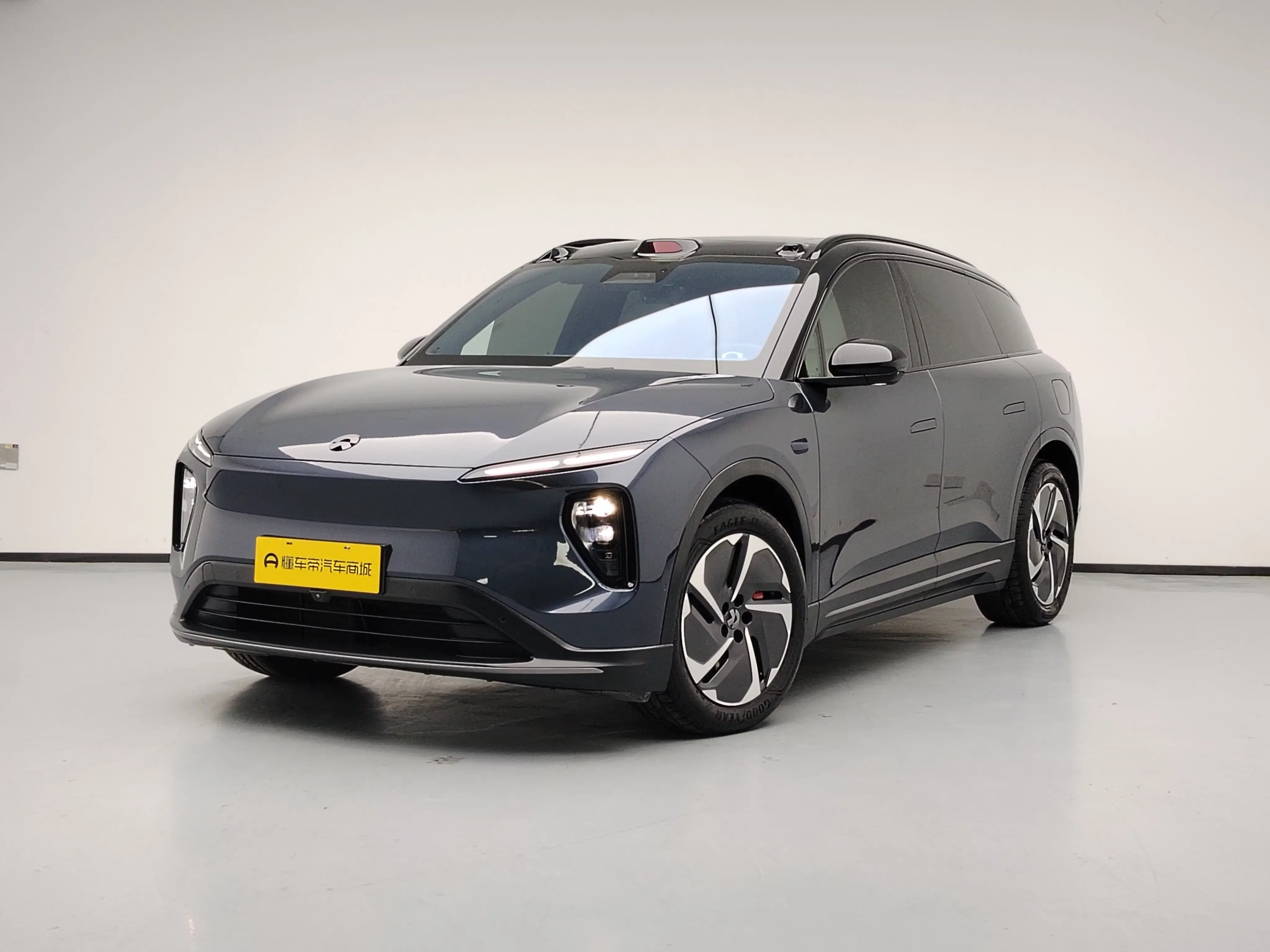 NIO ES6