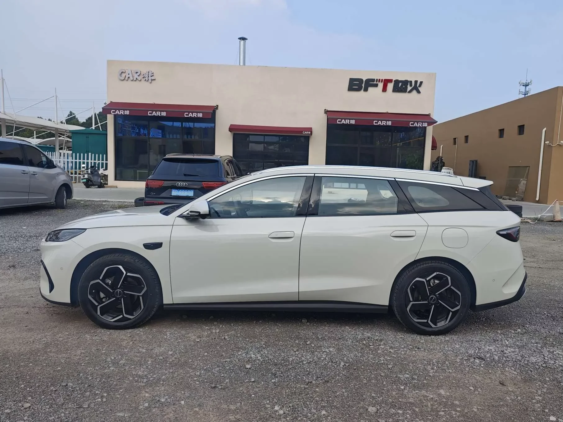 BYD Seal 06DM Travel Edition