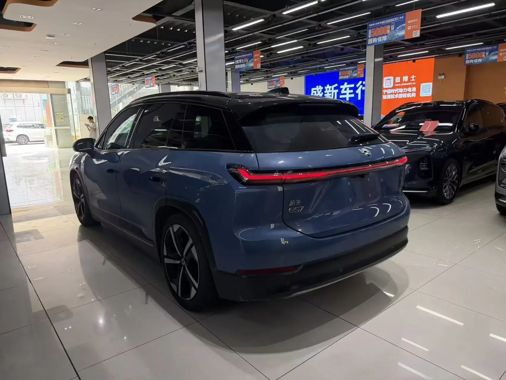 NIO ES7