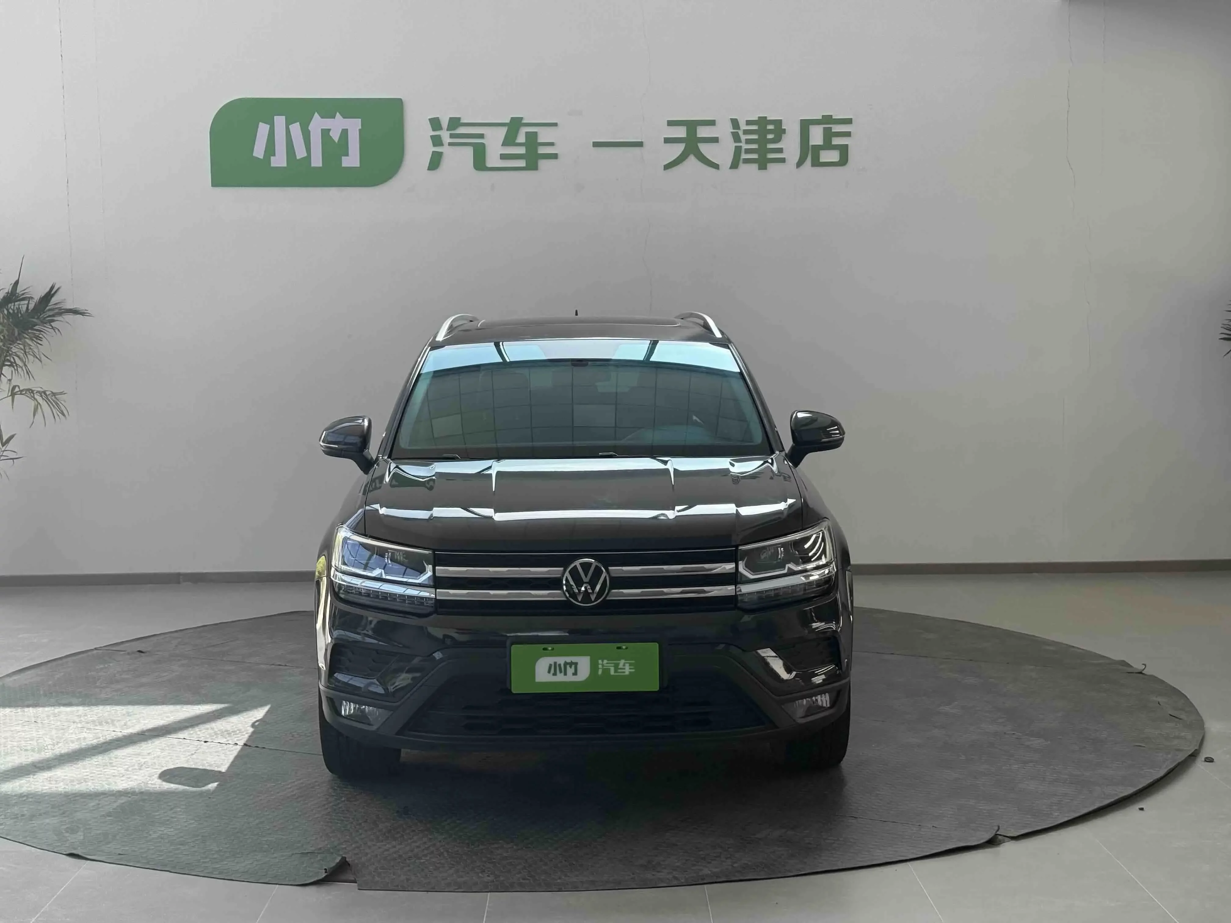 Volkswagen Tharu