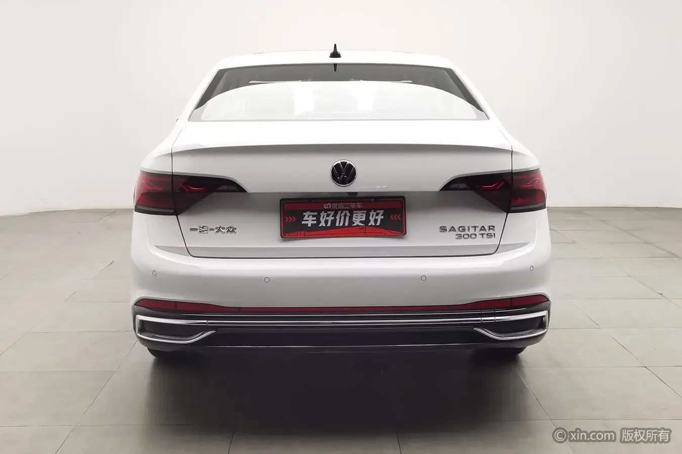 Volkswagen Sagitar