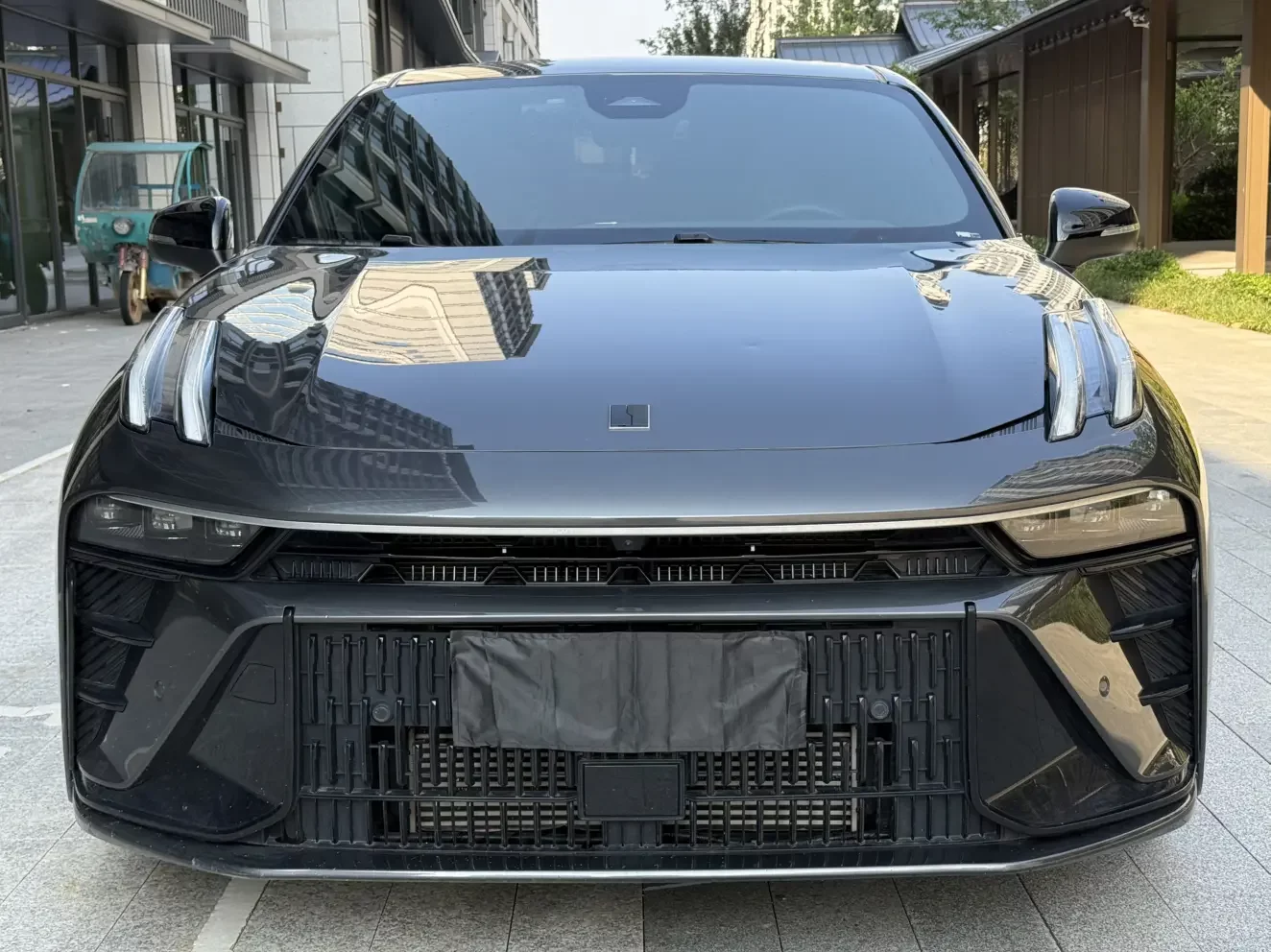 Lynk & Co 03