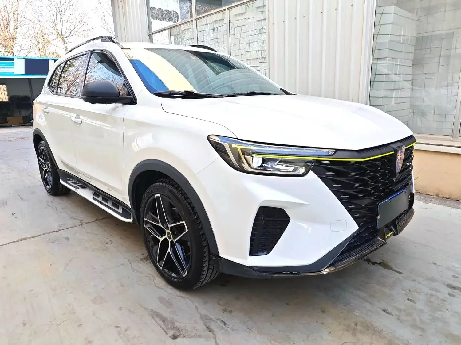 Roewe RX5