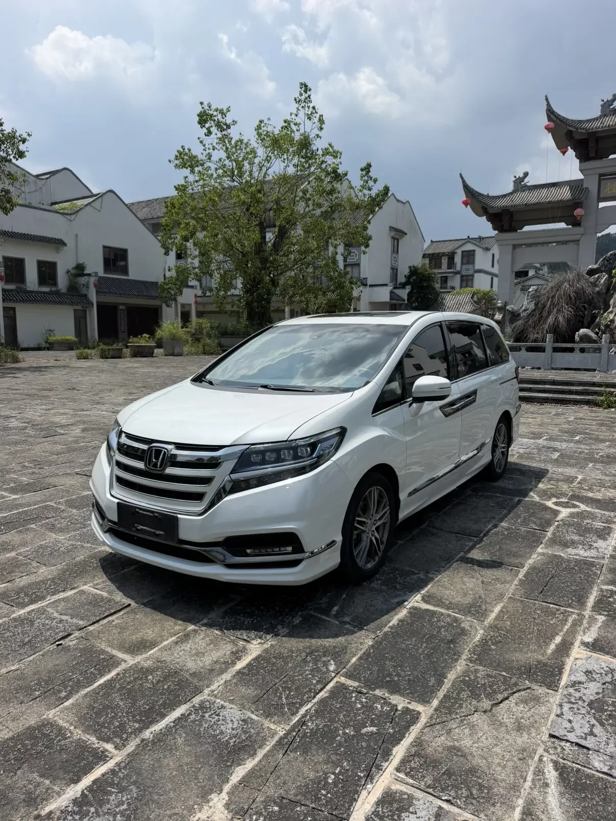 Honda Elysion (Alison)