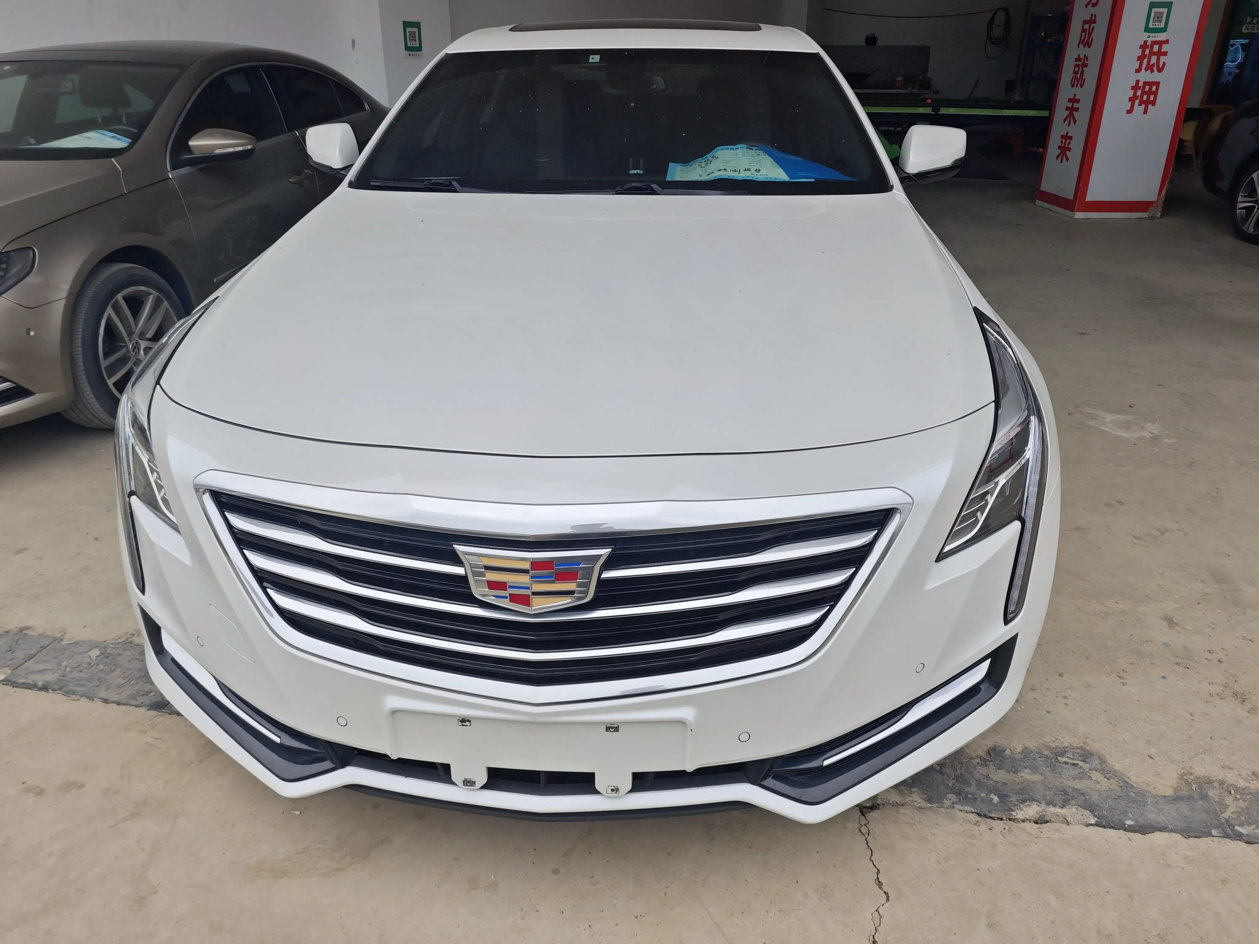 Cadillac CT6 PLUG-IN