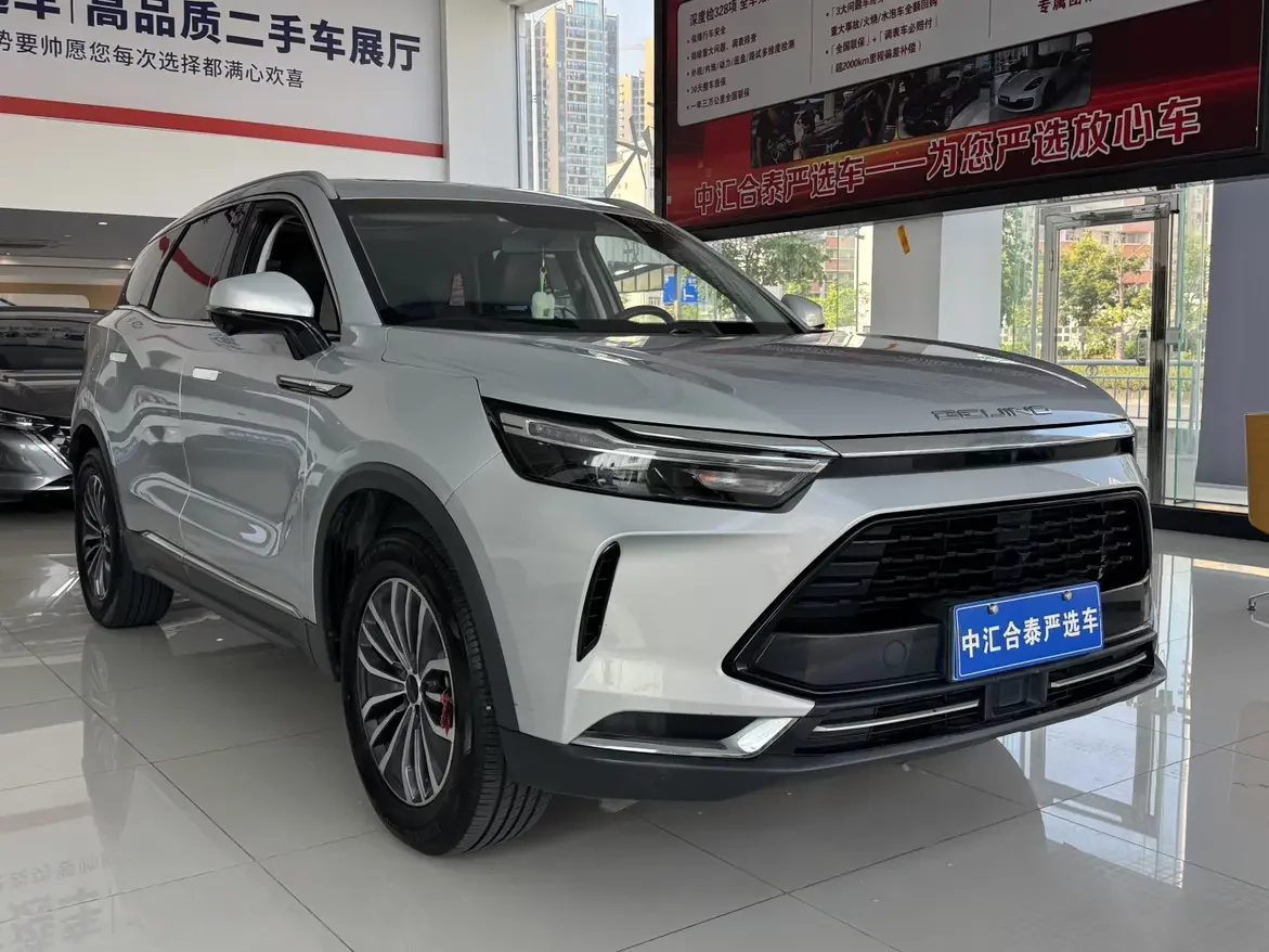 BAIC Beijing X7
