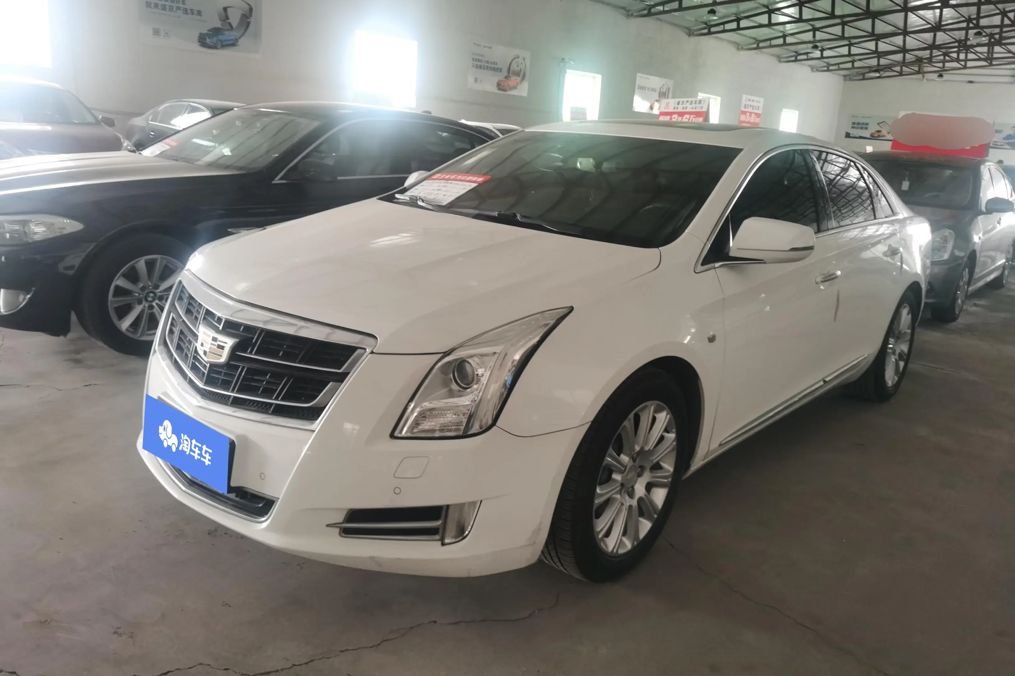 Cadillac XTS