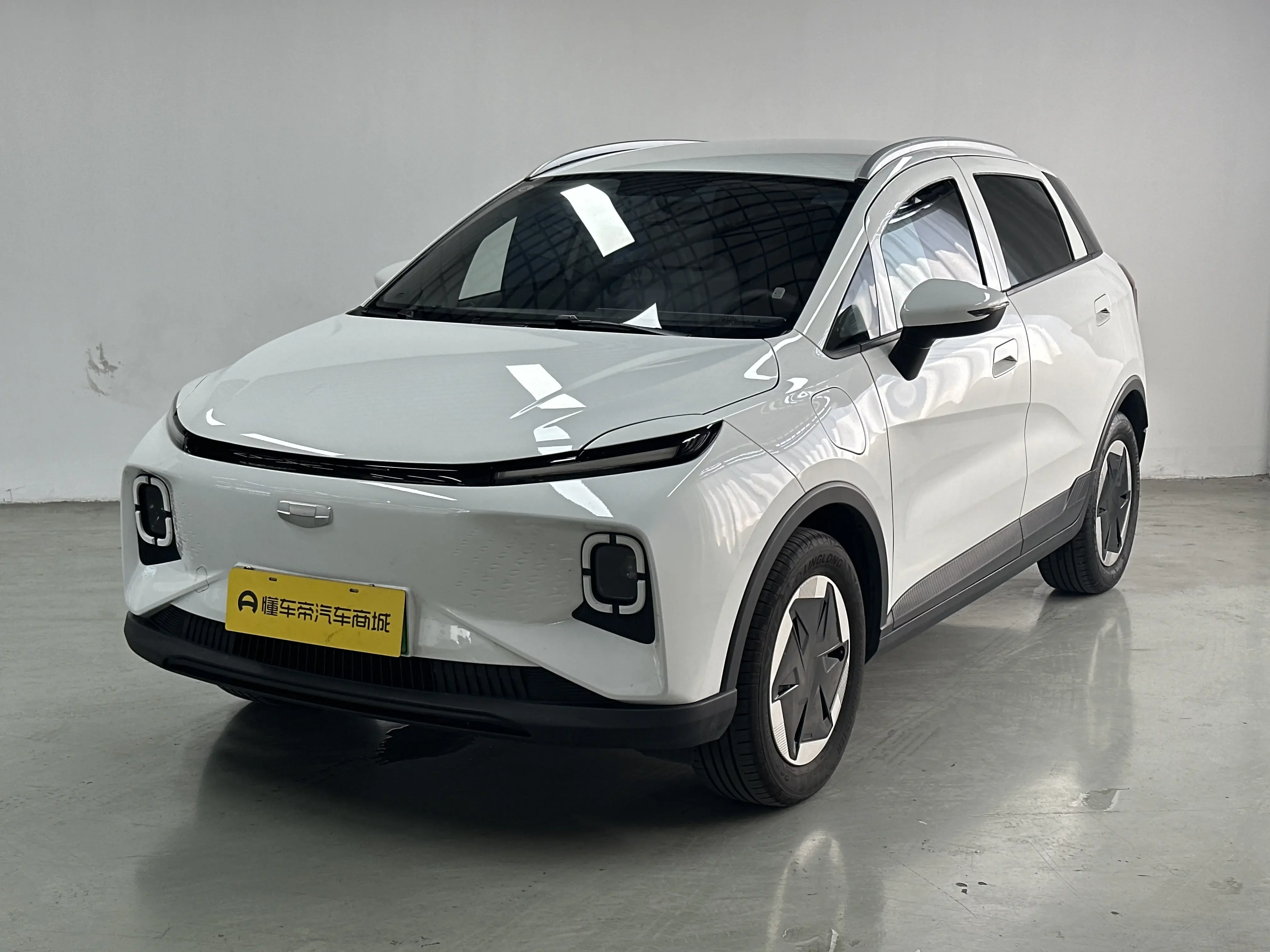 Geely Geometry E Firefly