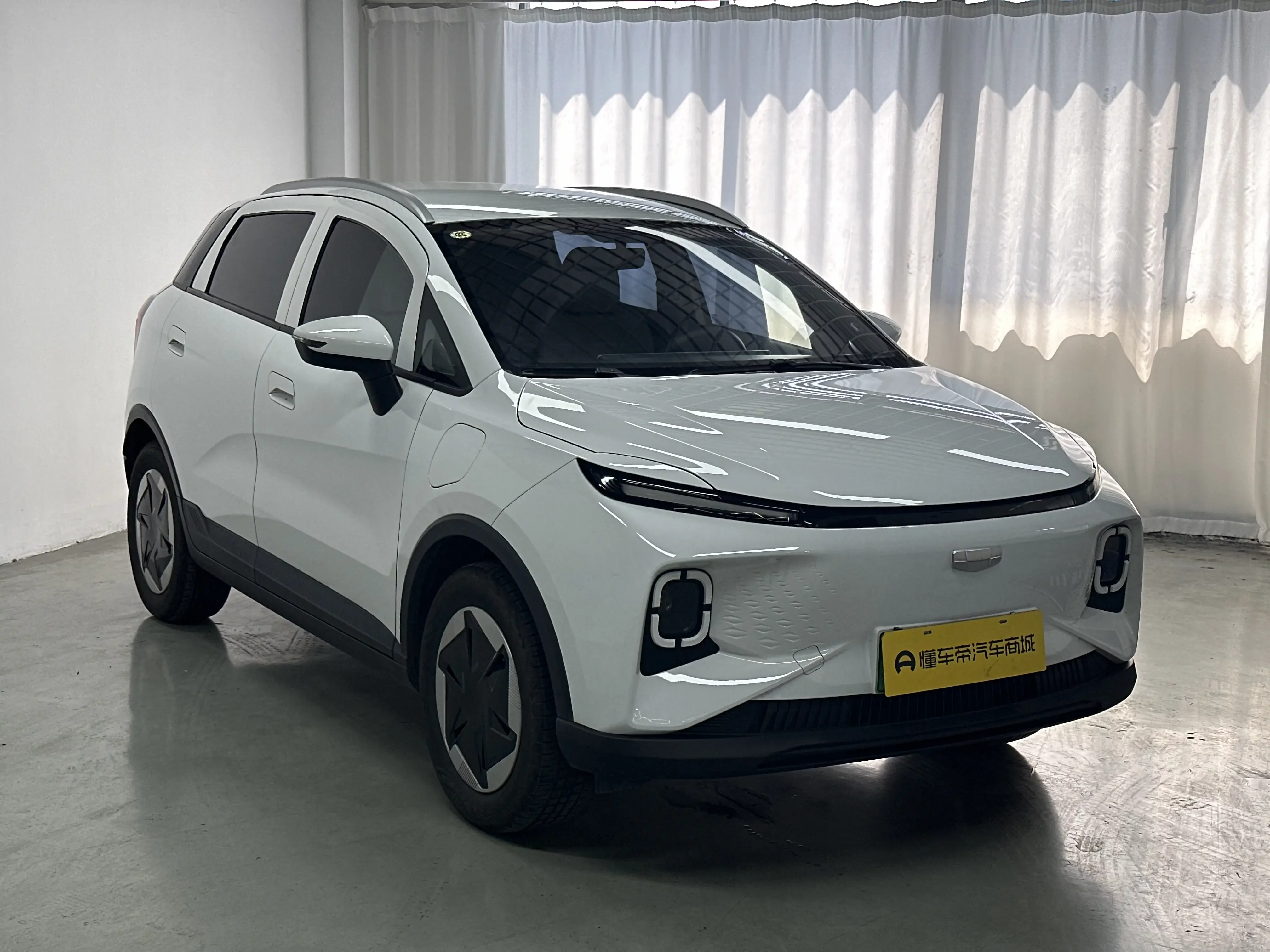 Geely Geometry E Firefly
