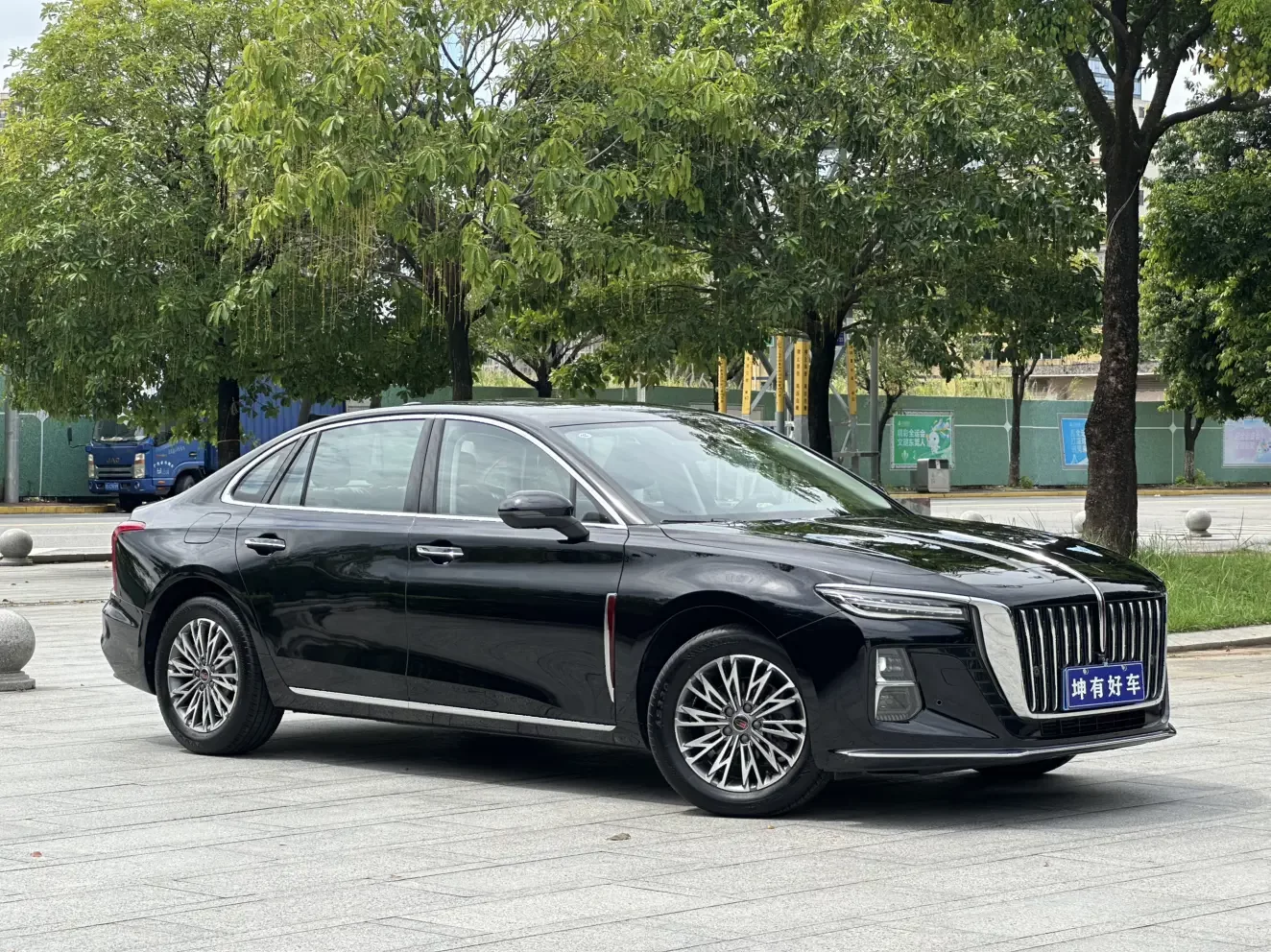 Hongqi H5