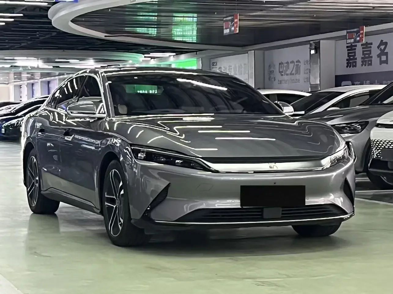 BYD Han EV
