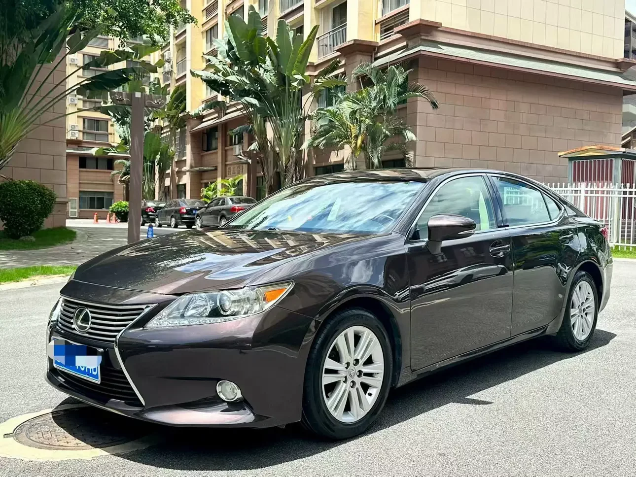 Lexus ES