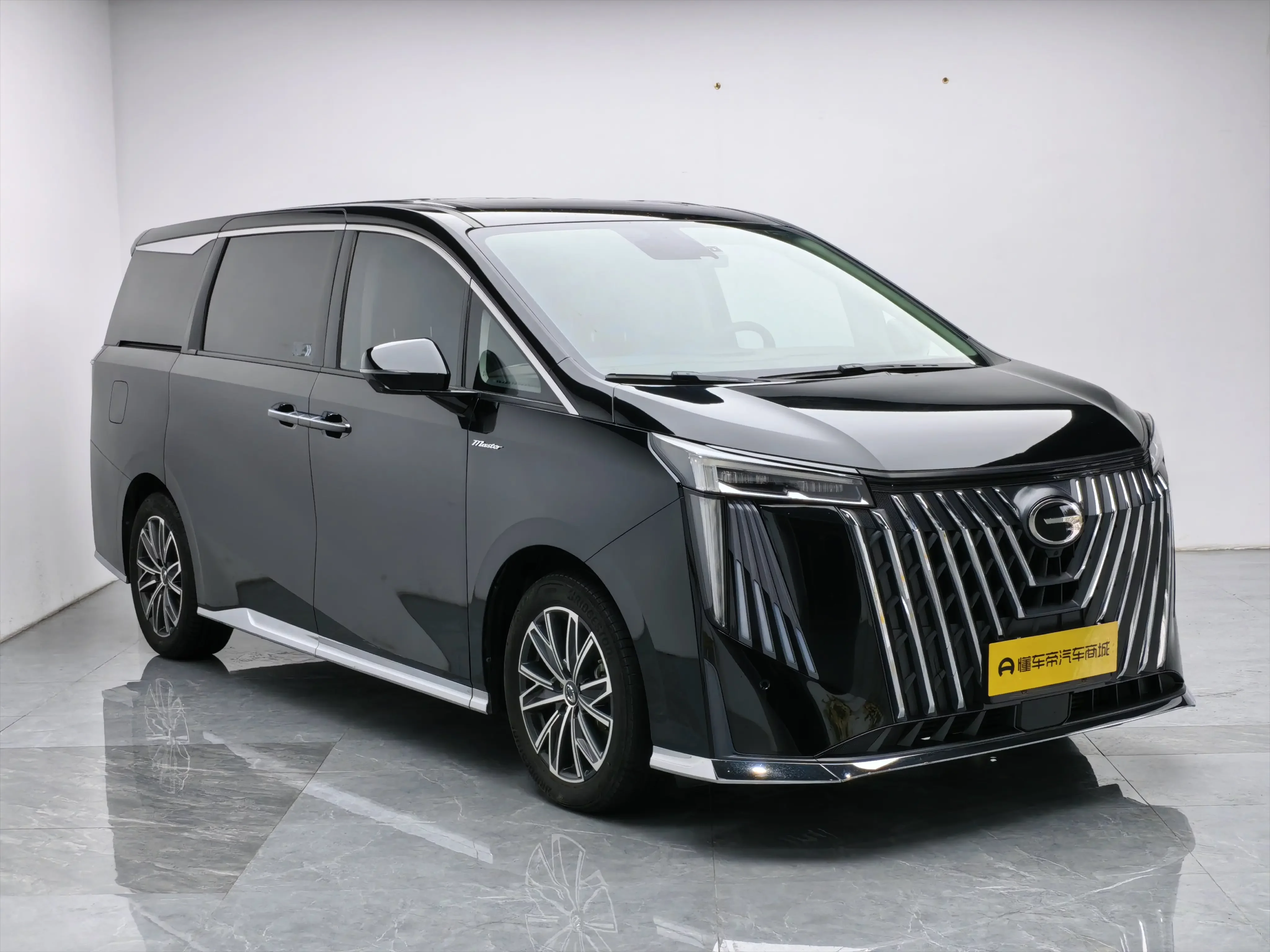 GAC Trumpchi M8