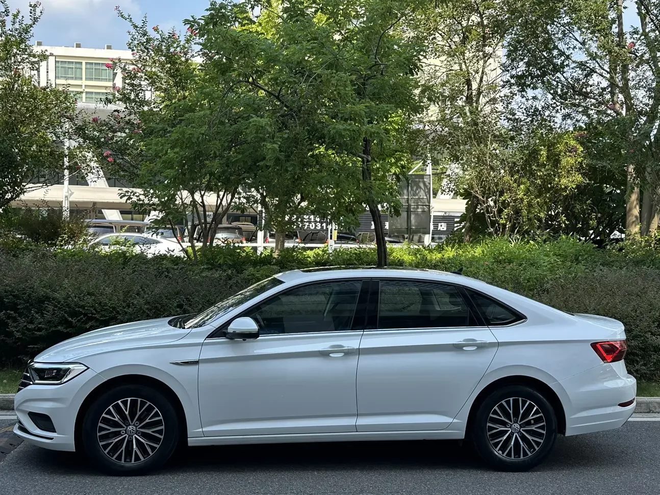 Volkswagen Sagitar
