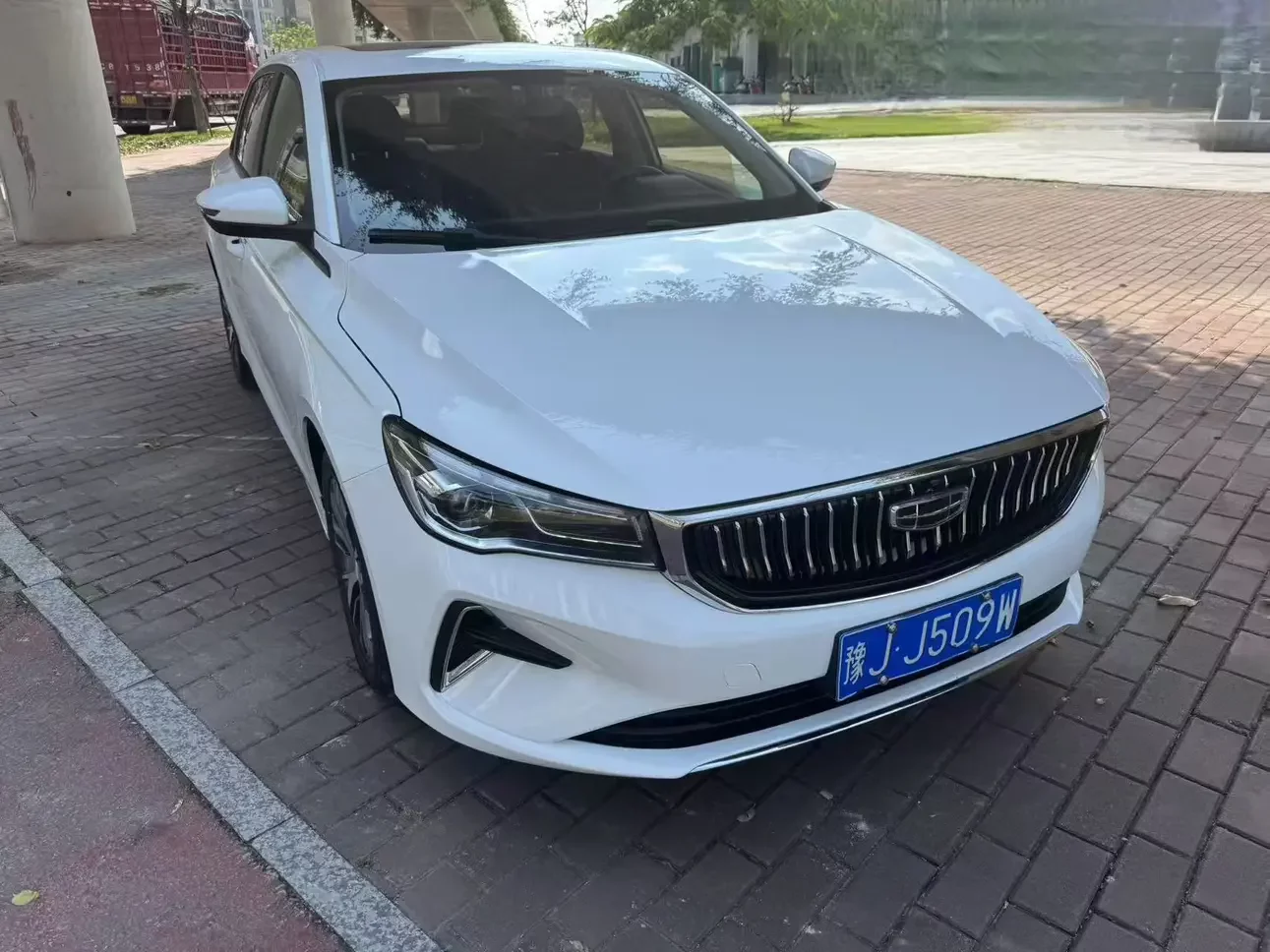 Geely emgrand