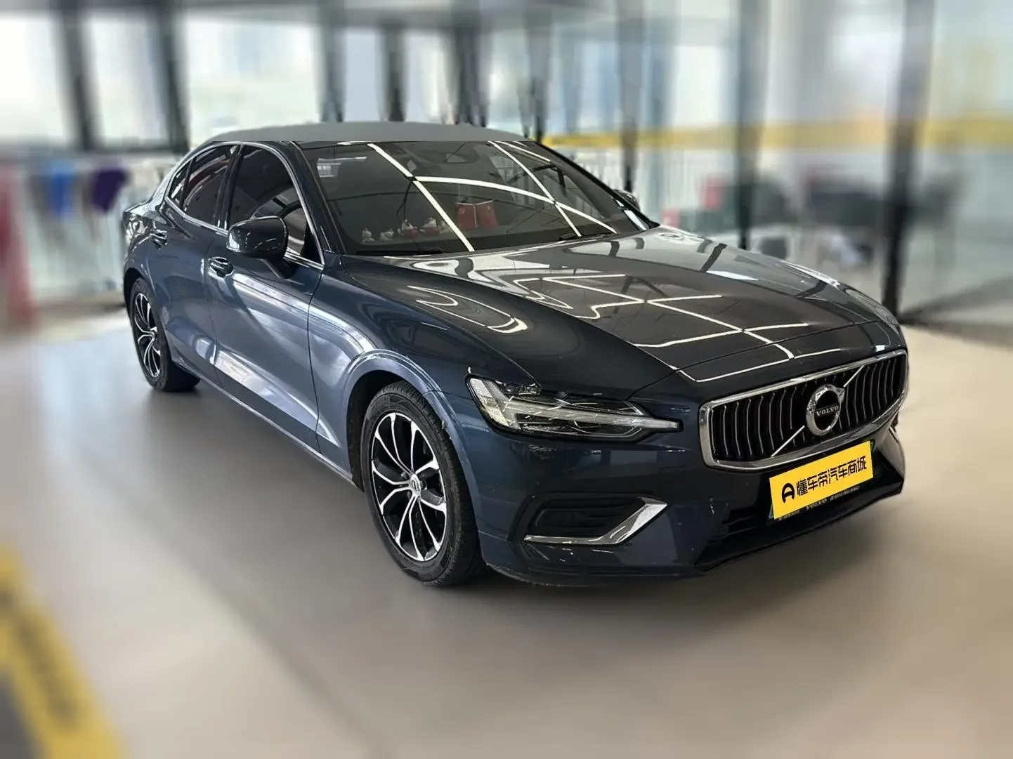 Volvo S60