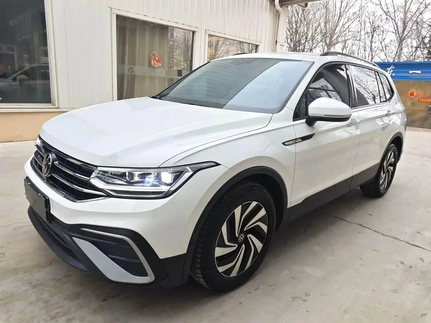 Volkswagen Tiguan L