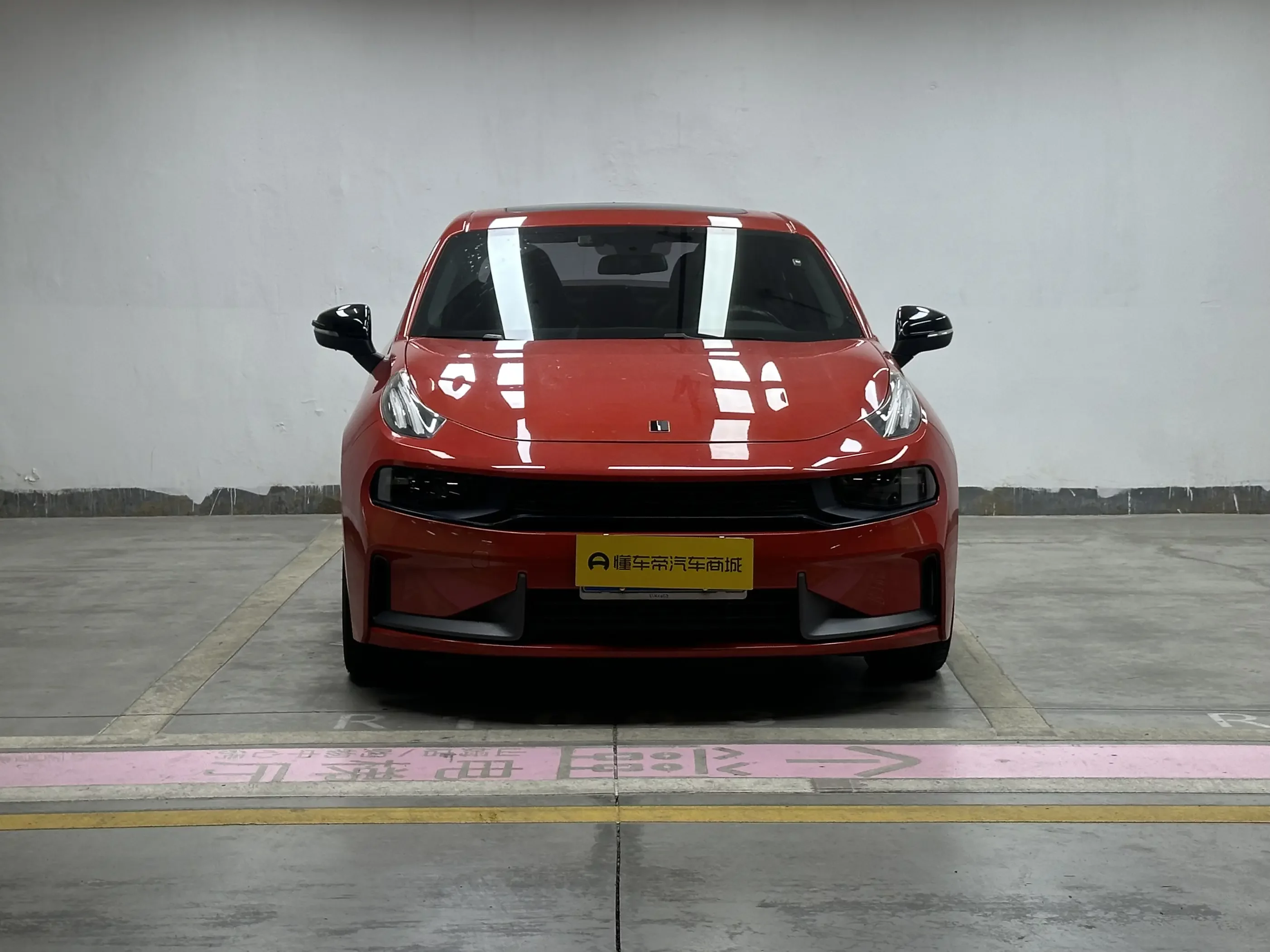 Lynk & Co 03