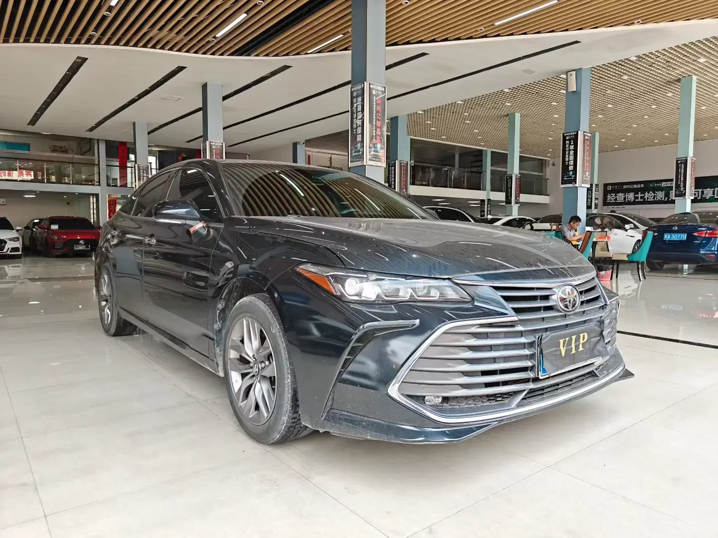 Toyota Avalon (asian dragon)